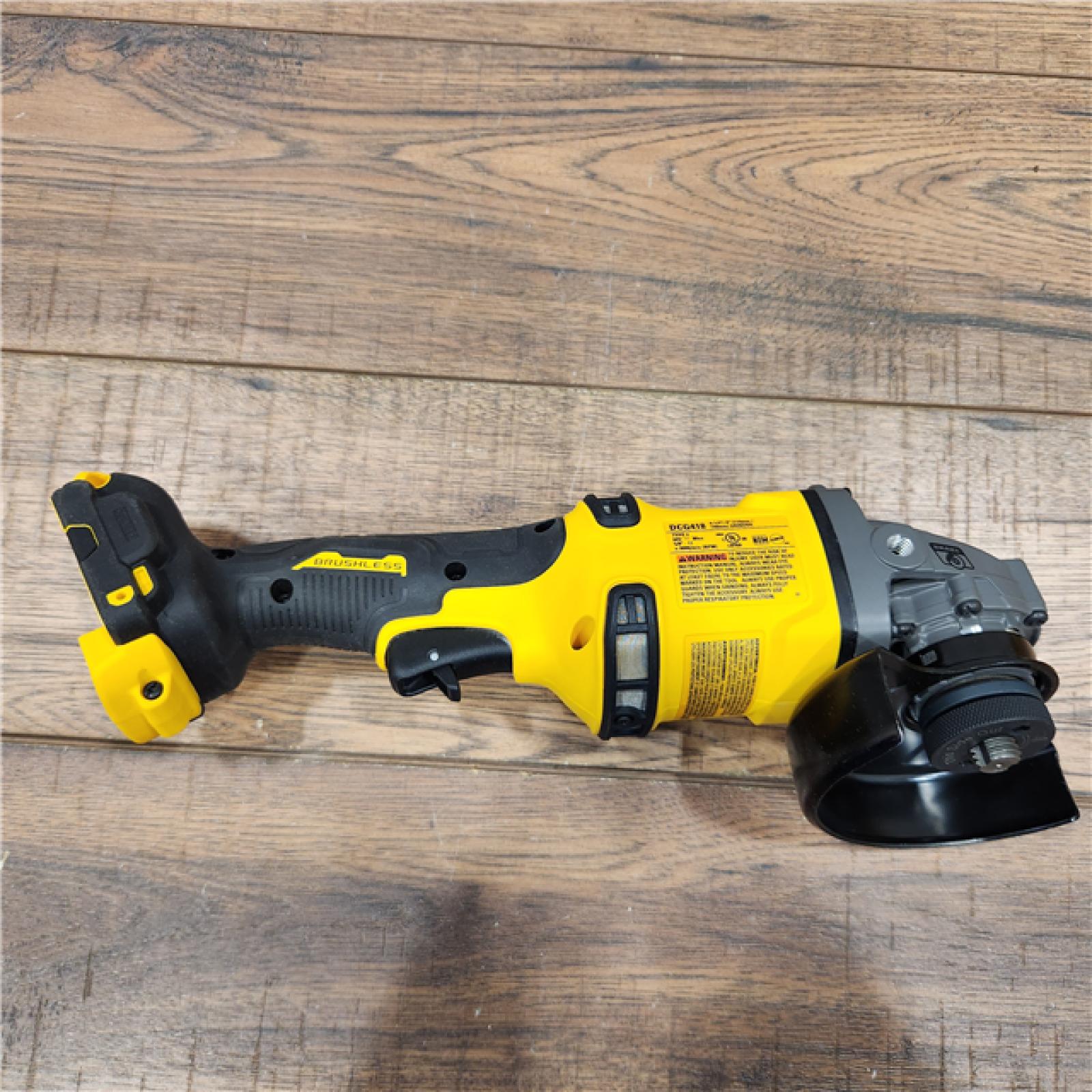 AS-IS DeWalt FLEXVOLT 60V MAX Cordless Grinder  4.5 - 6   9000 RPM  1 EA (115-DCG418B)