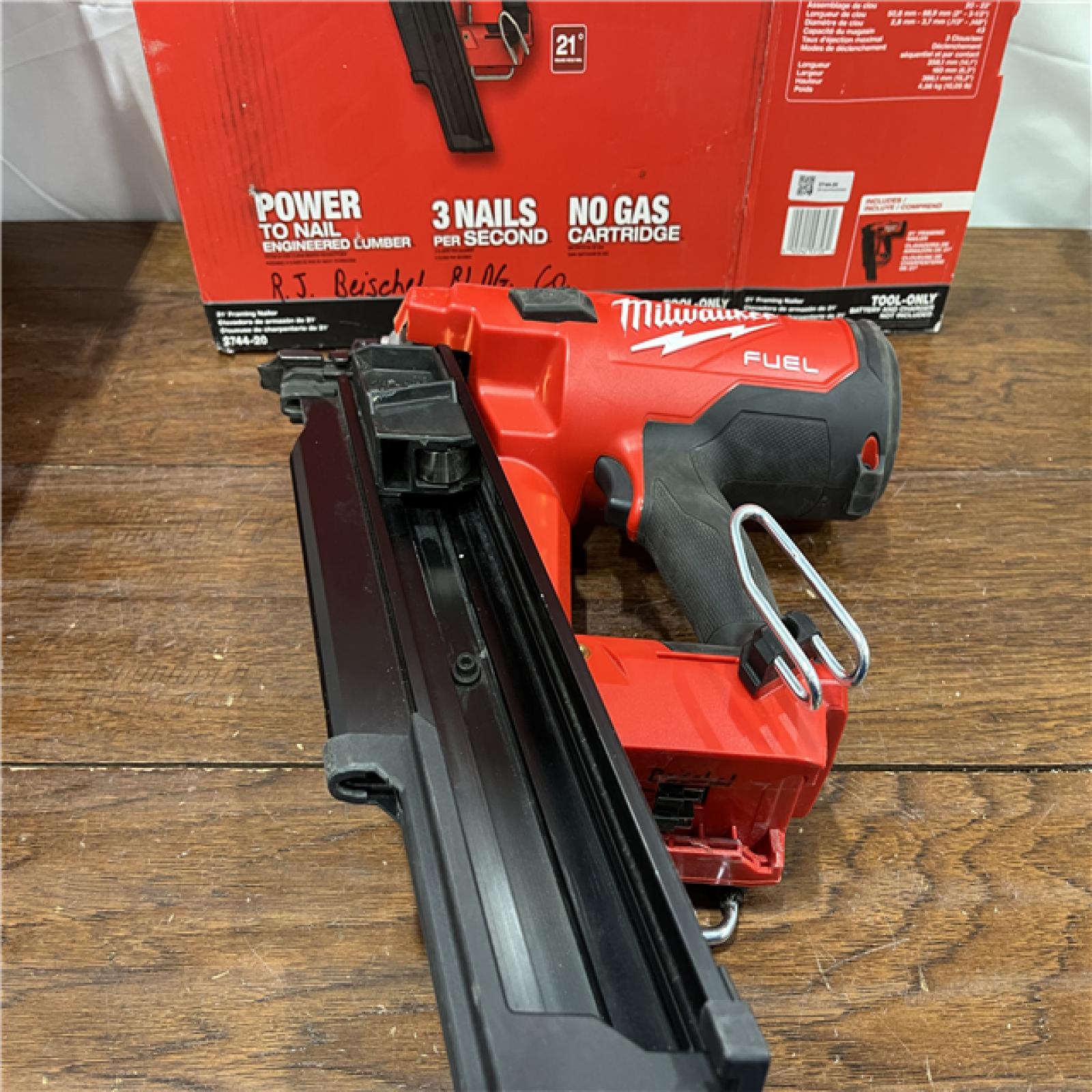 AS-IS Restored Milwaukee 2744-20 M18 FUEL 3-1/2 in. 18-Volt 21-Degree Lithium-Ion Brushless Cordless Framing Nailer (Tool-Only) (Refurbished)