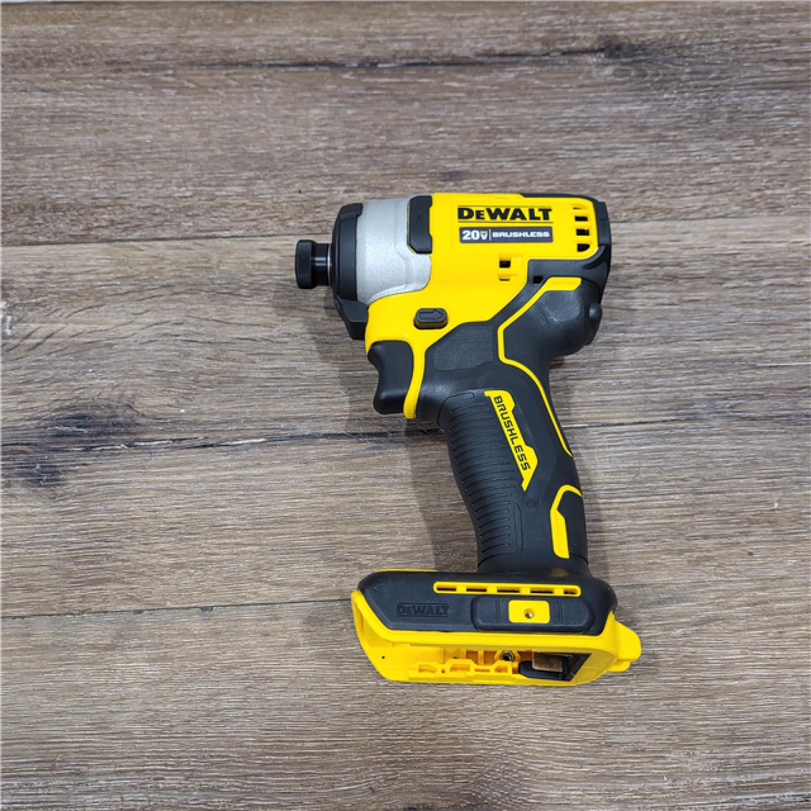 AS-IS DEWALT ATOMIC 20V MAX Lithium-Ion Brushless Cordless Compact 1/4 Impact Driver Kit