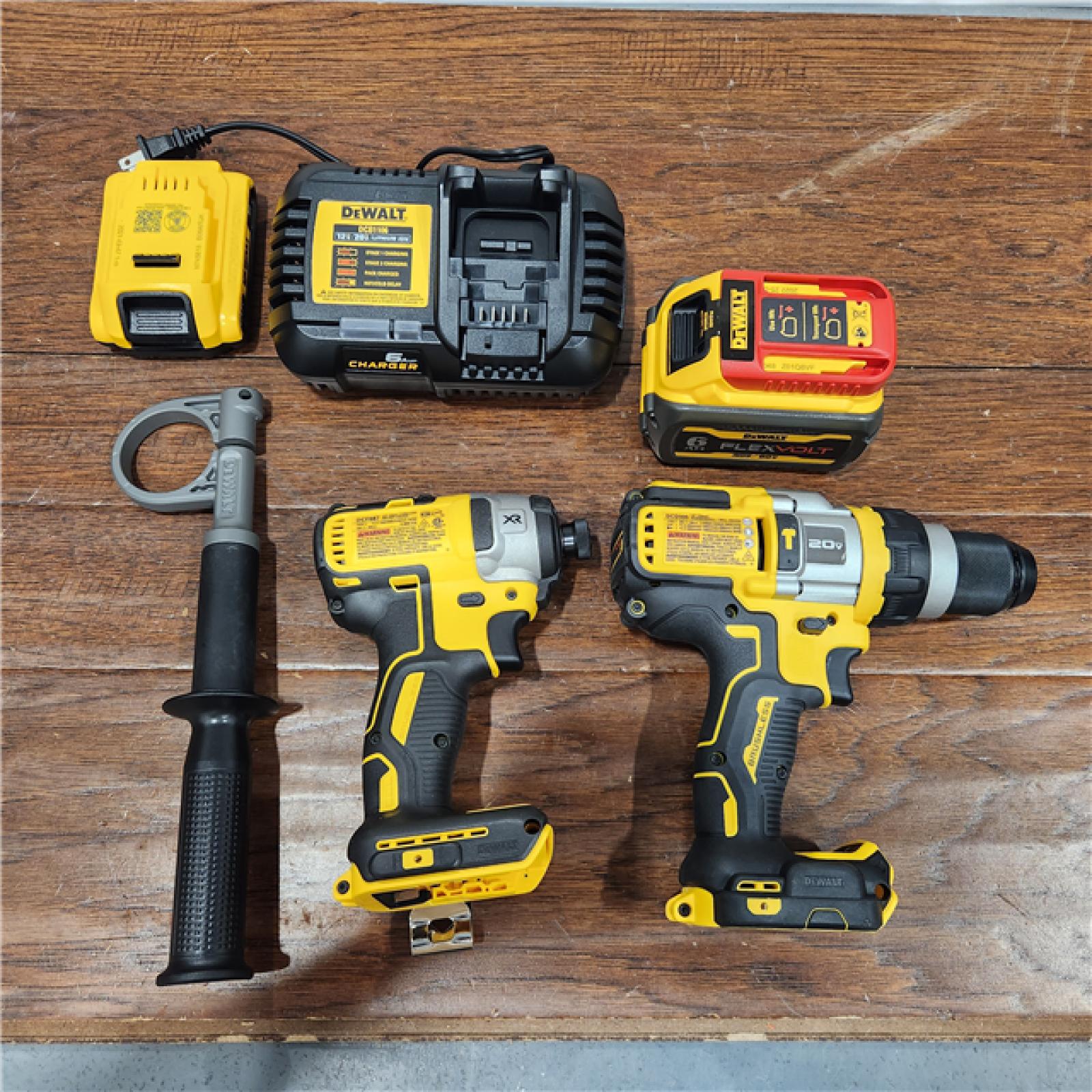 NEW 20V MAX Cordless Brushless Hammer Drill/Driver 2 Tool Combo Kit with FLEXVOLT ADVANTAGE