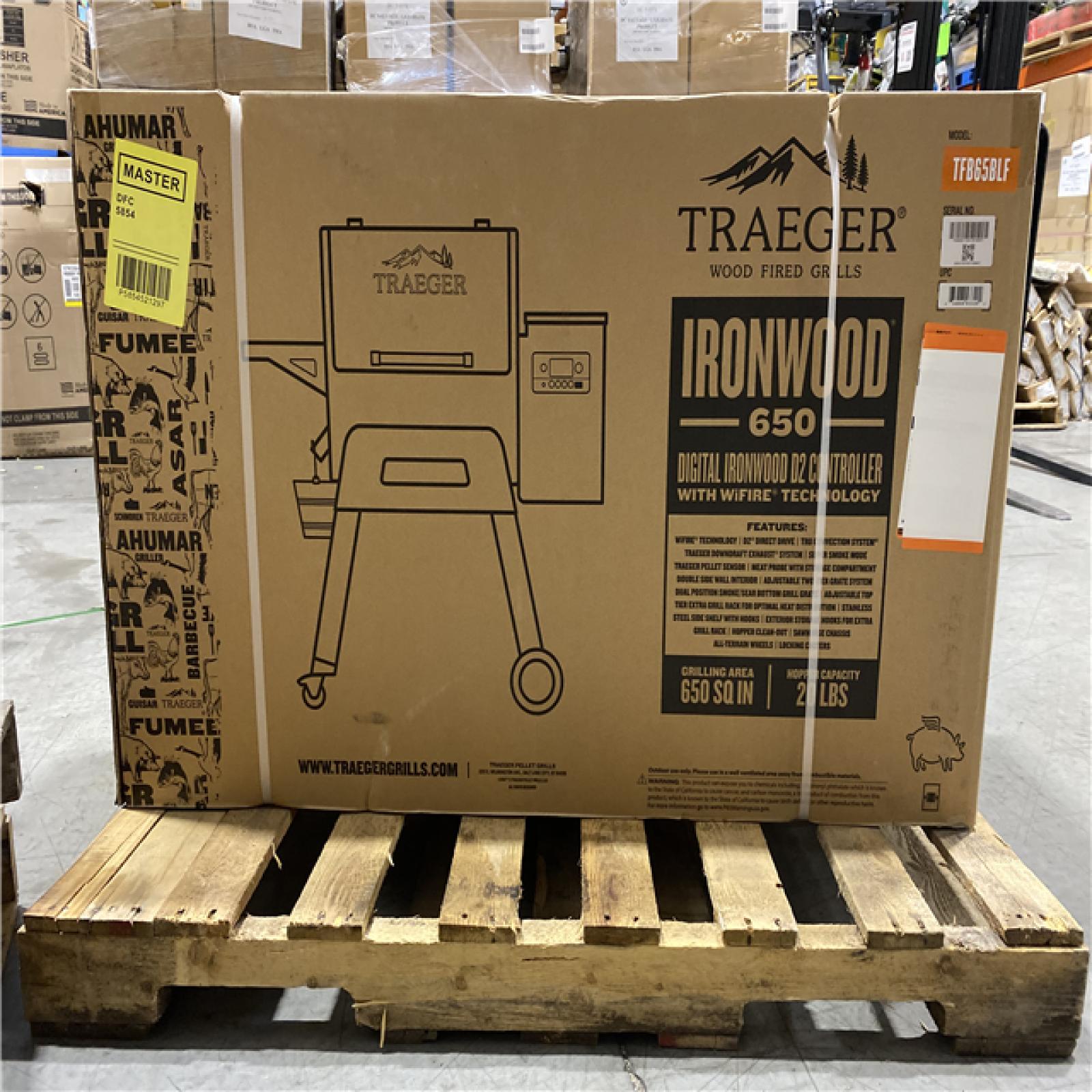 DALLAS LOCATION - Traeger Ironwood 650 Wifi Pellet Grill and Smoker in Black