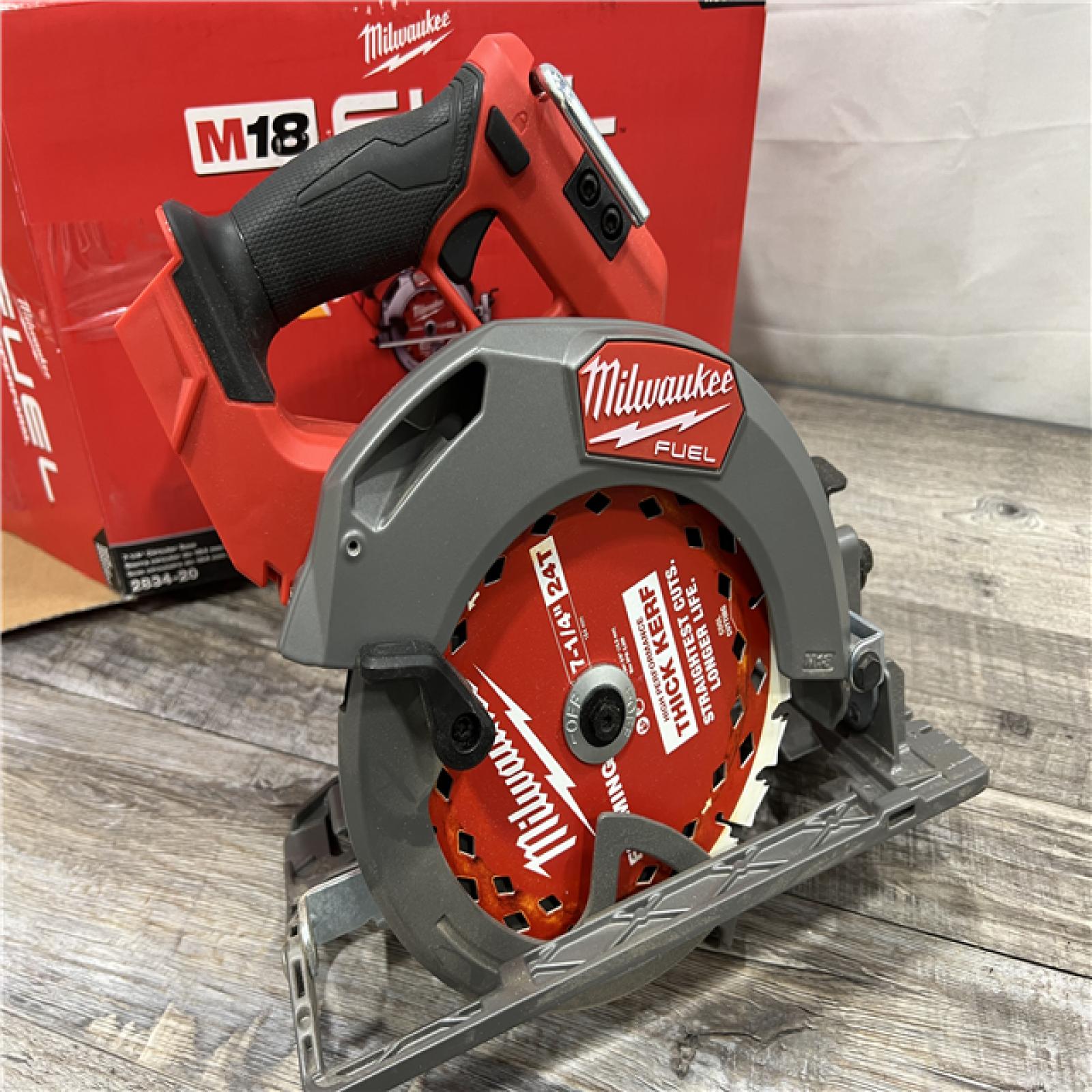 AS-IS MILWAUKEE CIRCULAR SAW 7-1/4