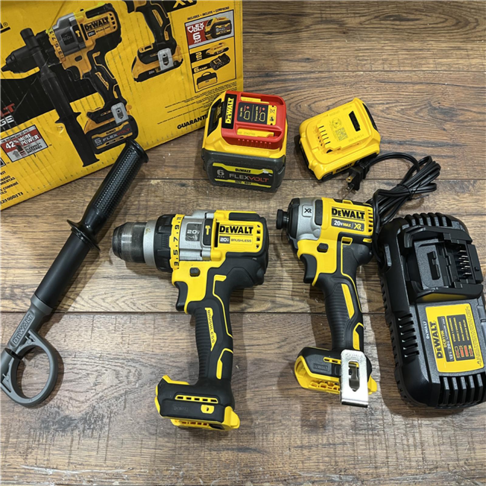 AS-IS DEWALT 20V MAX Cordless Brushless Hammer Drill/Driver 2 Tool Combo Kit with FLEXVOLT ADVANTAGE