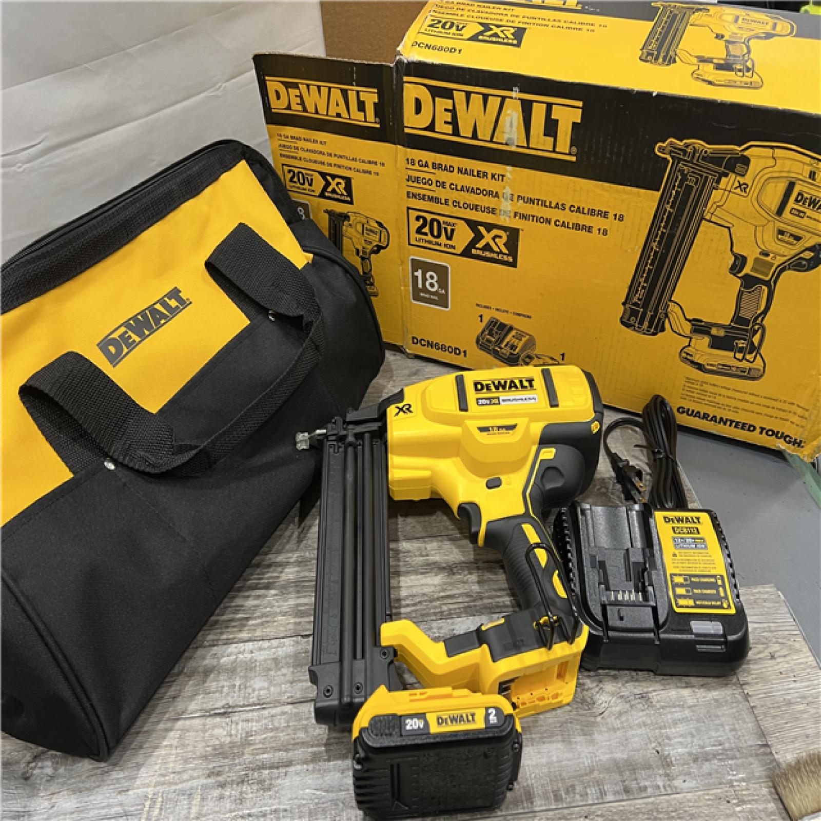 AS-IS DEWALT 20V MAX XR 18 Gauge Brad Nailer Kit