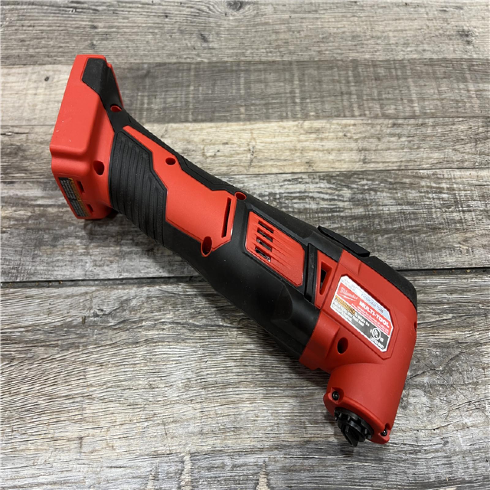 AS-IS Milwaukee 2626-20 M18 Lithium-Ion Cordless Multi-Tool (Tool Only)