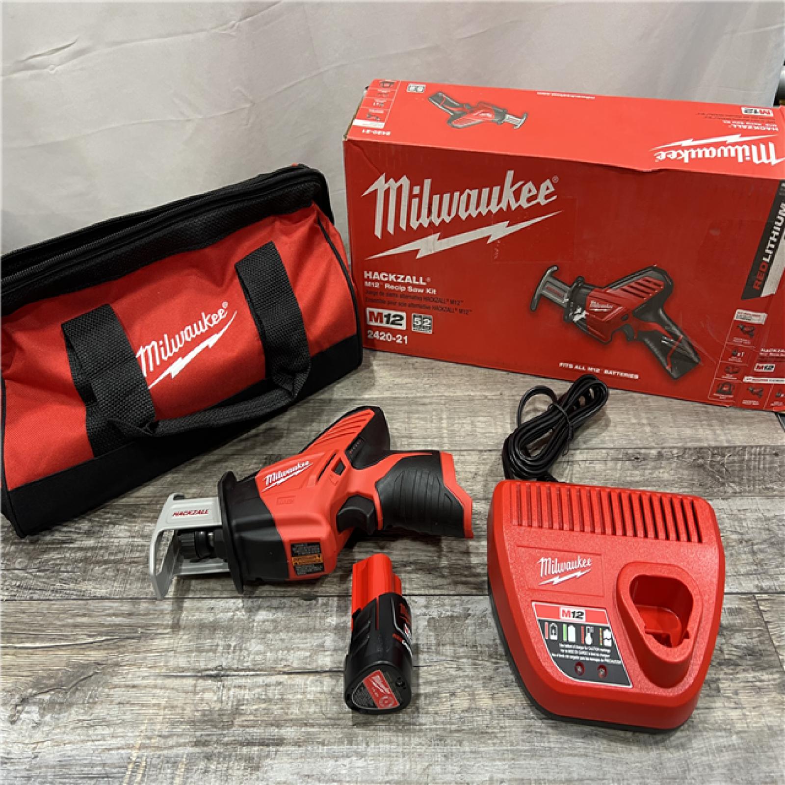 AS-IS Milwaukee 2420-21 - M12 Fuel Hackzall 1/2  12V 1.5Ah Cordless Straight Handle Reciprocating Saw Kit