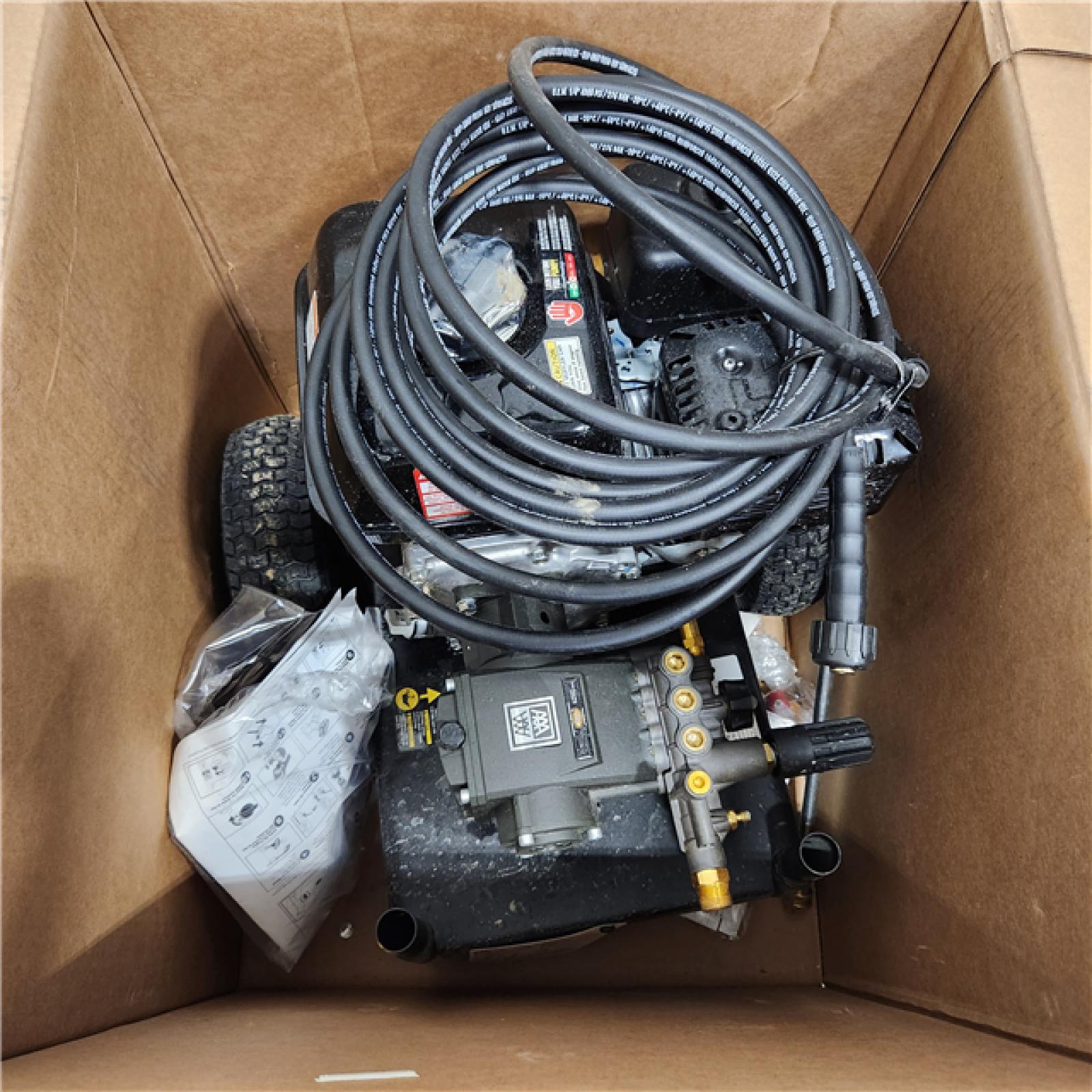 Dallas Location - As-Is DEWALT 3600 PSI 2.5 GPM Gas Pressure Washer