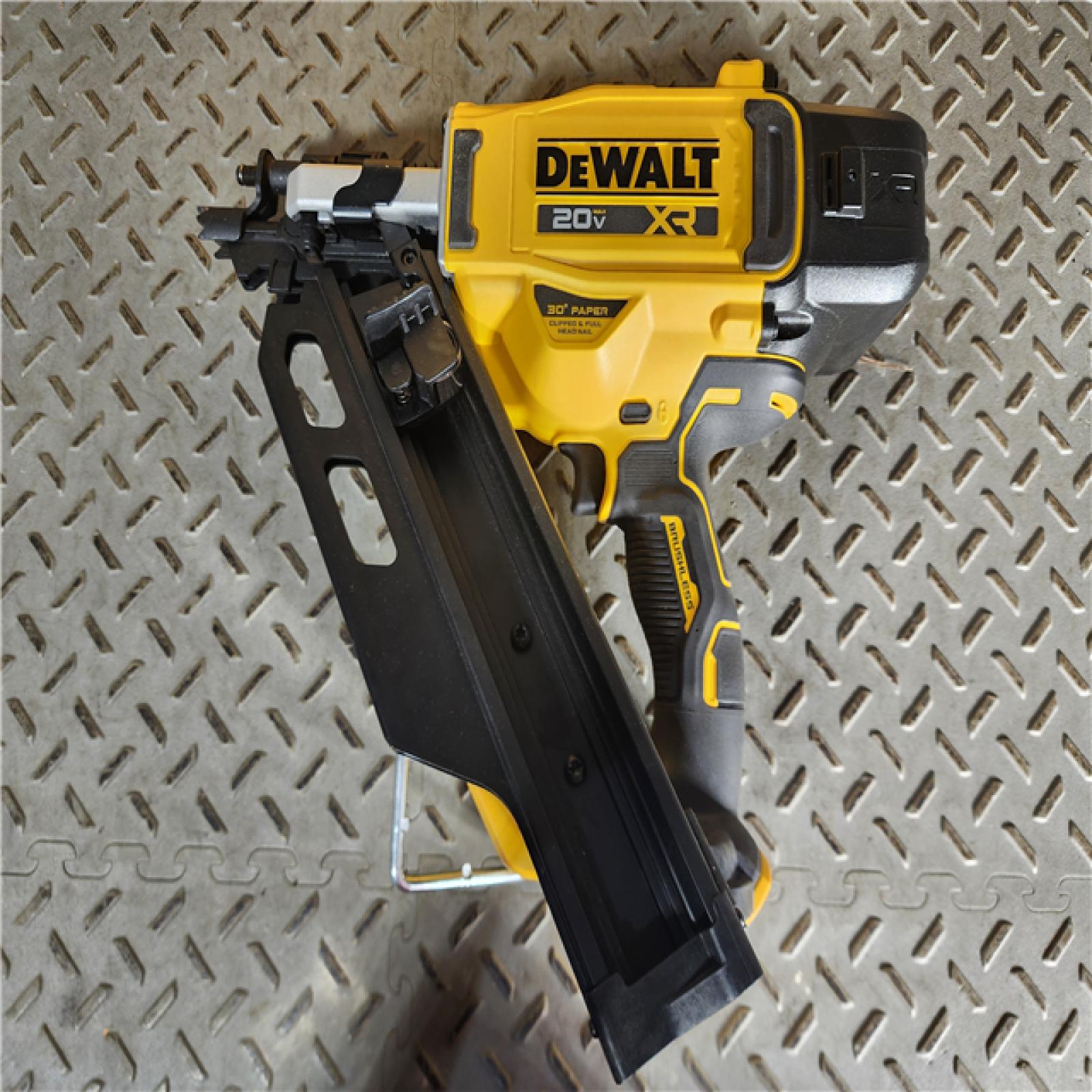 HOUSTON LOCATION - AS-IS (APPEARS LIKE NEW) 20-Volt 30° Cordless Framing Nailer (Tool-Only)