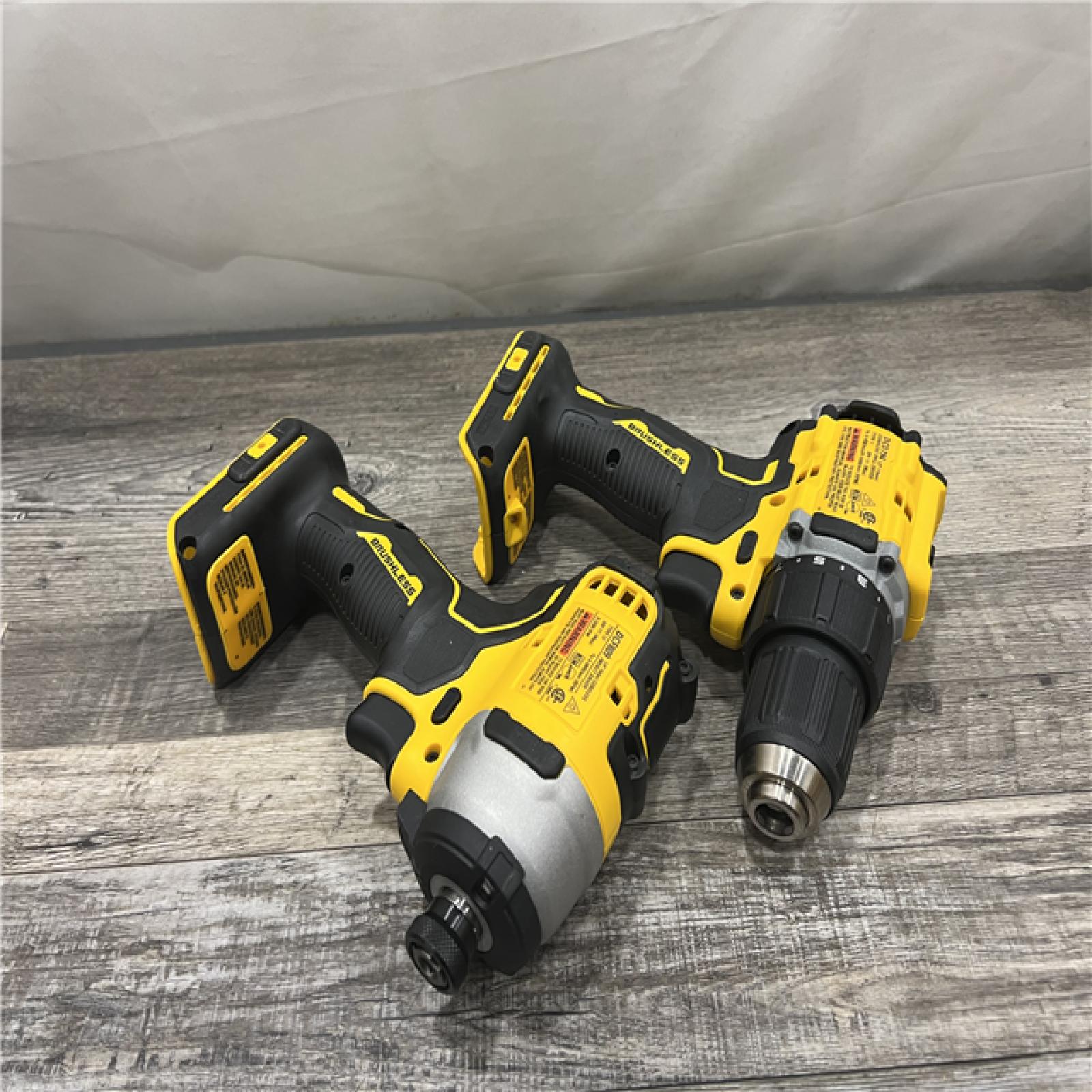 AS-IS DEWALT ATOMIC 20-Volt MAX Lithium-Ion Cordless Combo Kit (2-Tool) with (2) 2.0Ah Batteries, Charger and Bag