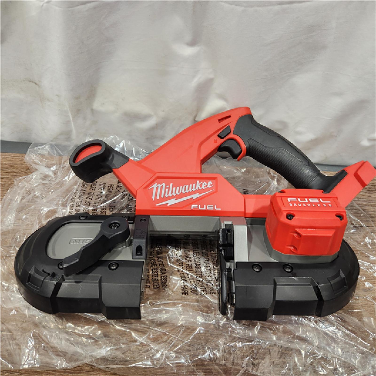 AS-IS Milwaukee M18 FUEL Compact Band Saw