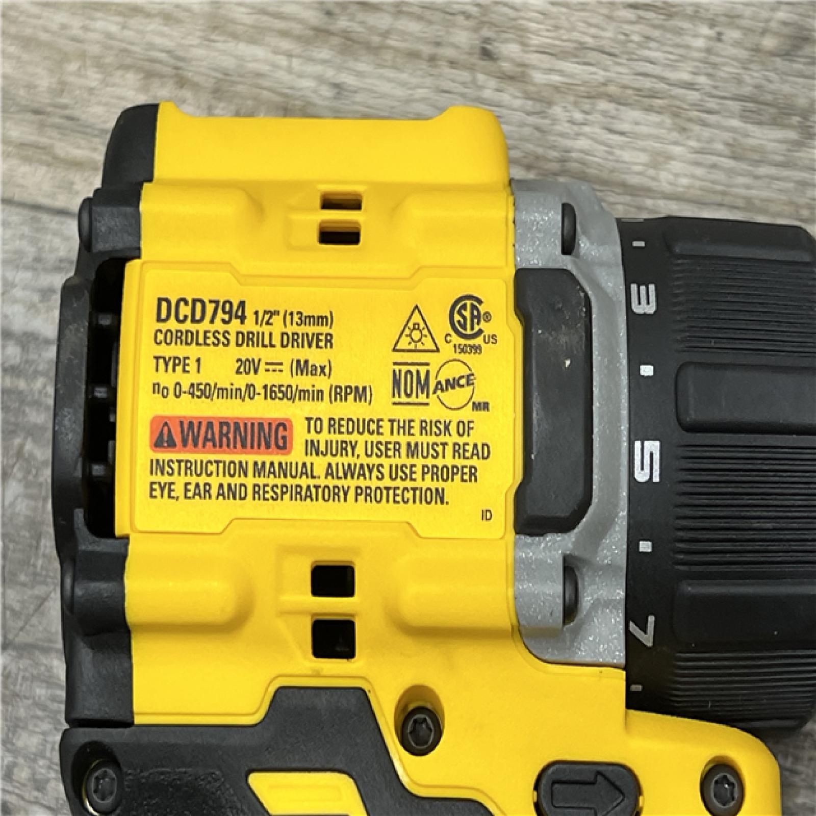 AS-IS DEWALT 20V MAX* XR 4-Tool Combo Kit