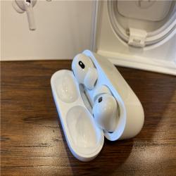 AS-IS Apple AirPods Pro 2 MagSafe Case