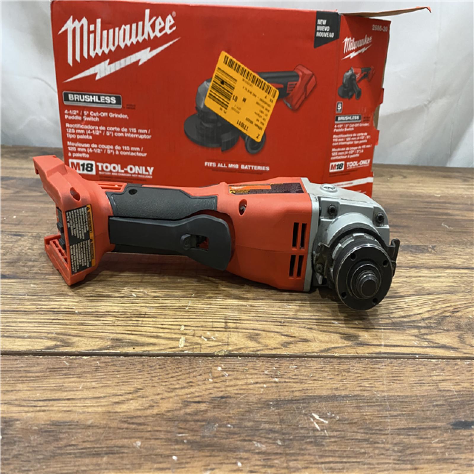 AS IS Milwaukee 2686-20 18V Cordless 4.5 /5  Grinder W/ Paddle Switch (Tool Only)