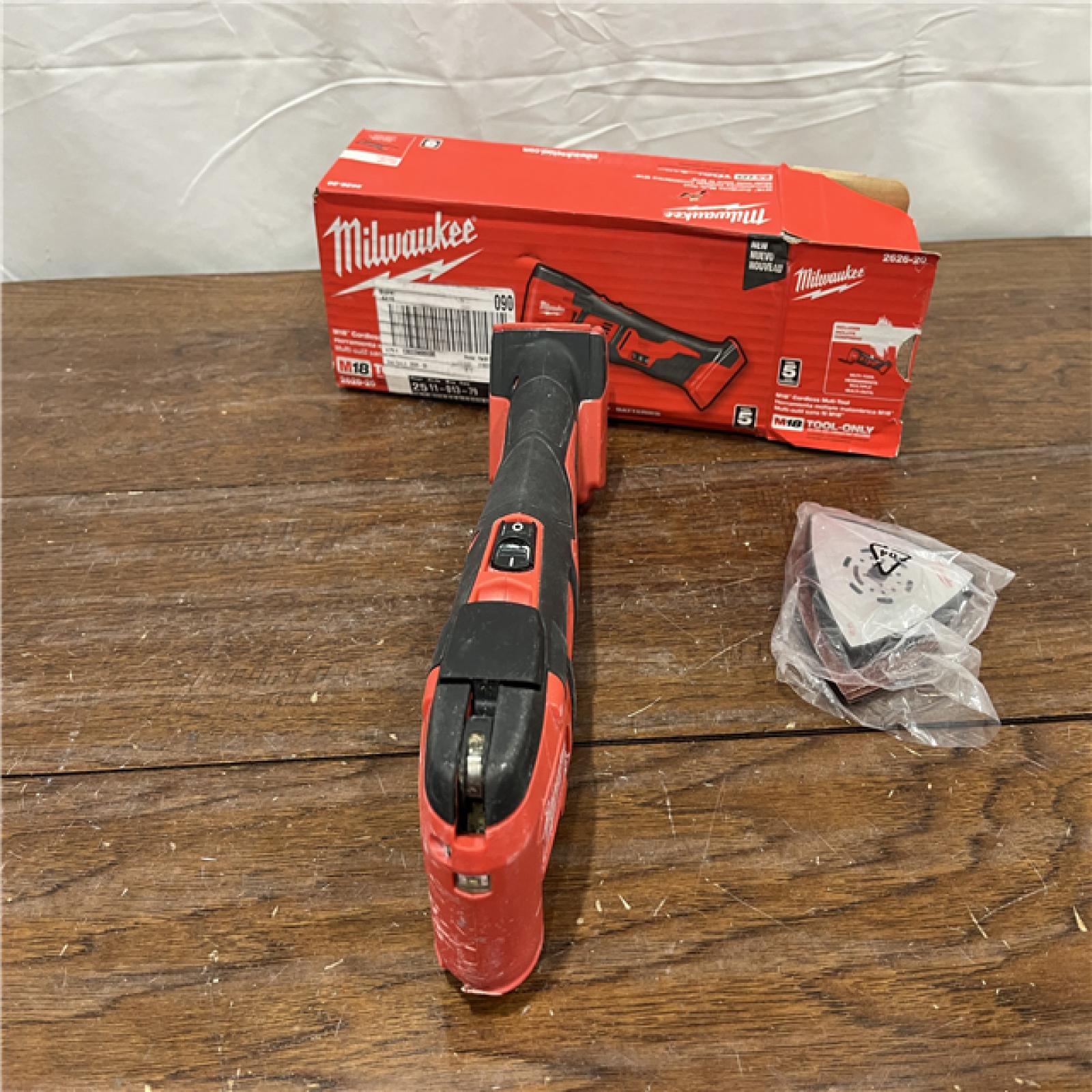 AS-IS Milwaukee 2626-20 M18 Lithium-Ion Cordless Multi-Tool (Tool Only)