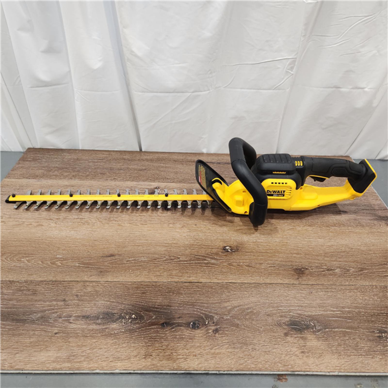 AS-IS Dewalt 20V MAX Lithium Ion Hedge Trimmer Bare Tool Only