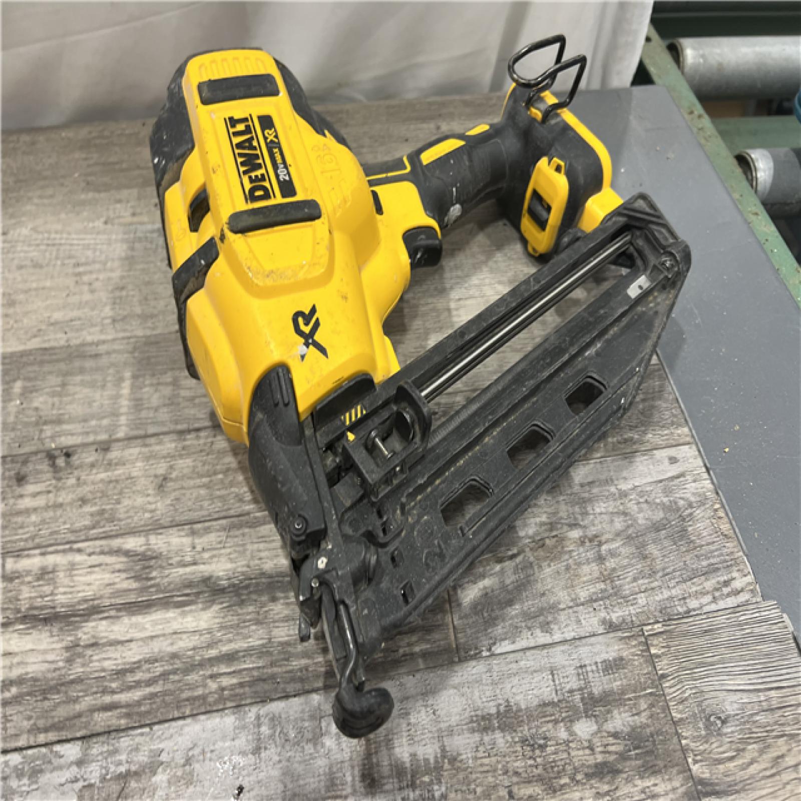 AS-IS DEWALT 20V MAX XR Lithium-Ion Electric Cordless 16-Gauge Angled Finishing Nailer (Tool Only)