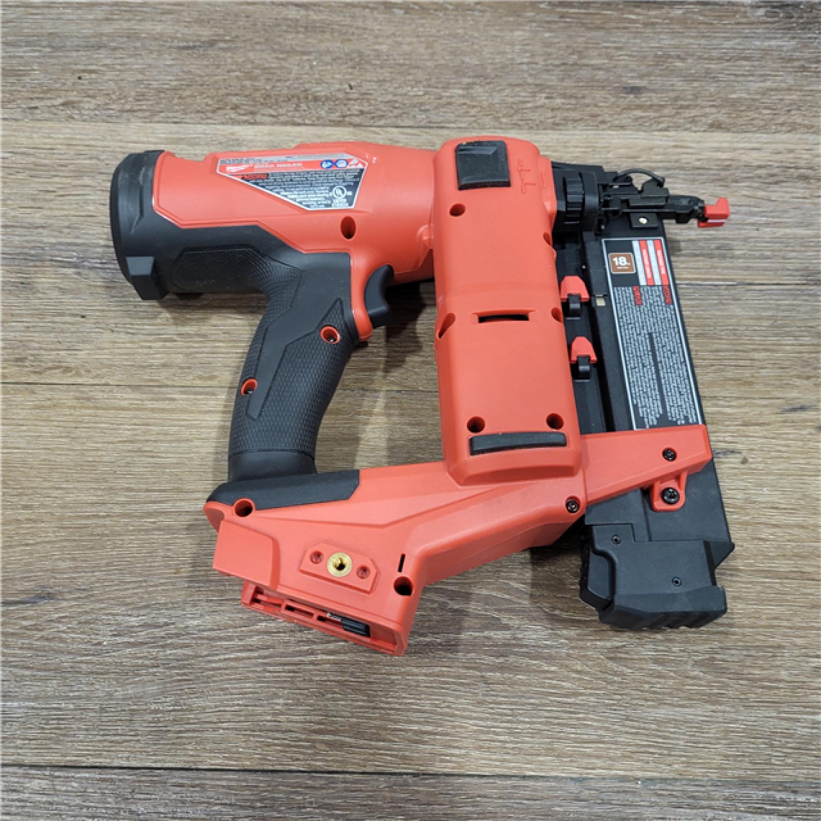 AS IS Milwaukee M18 Fuel 18V Brushless 18-Gauge Brad Nailer 2746-20 (Bare Tool)