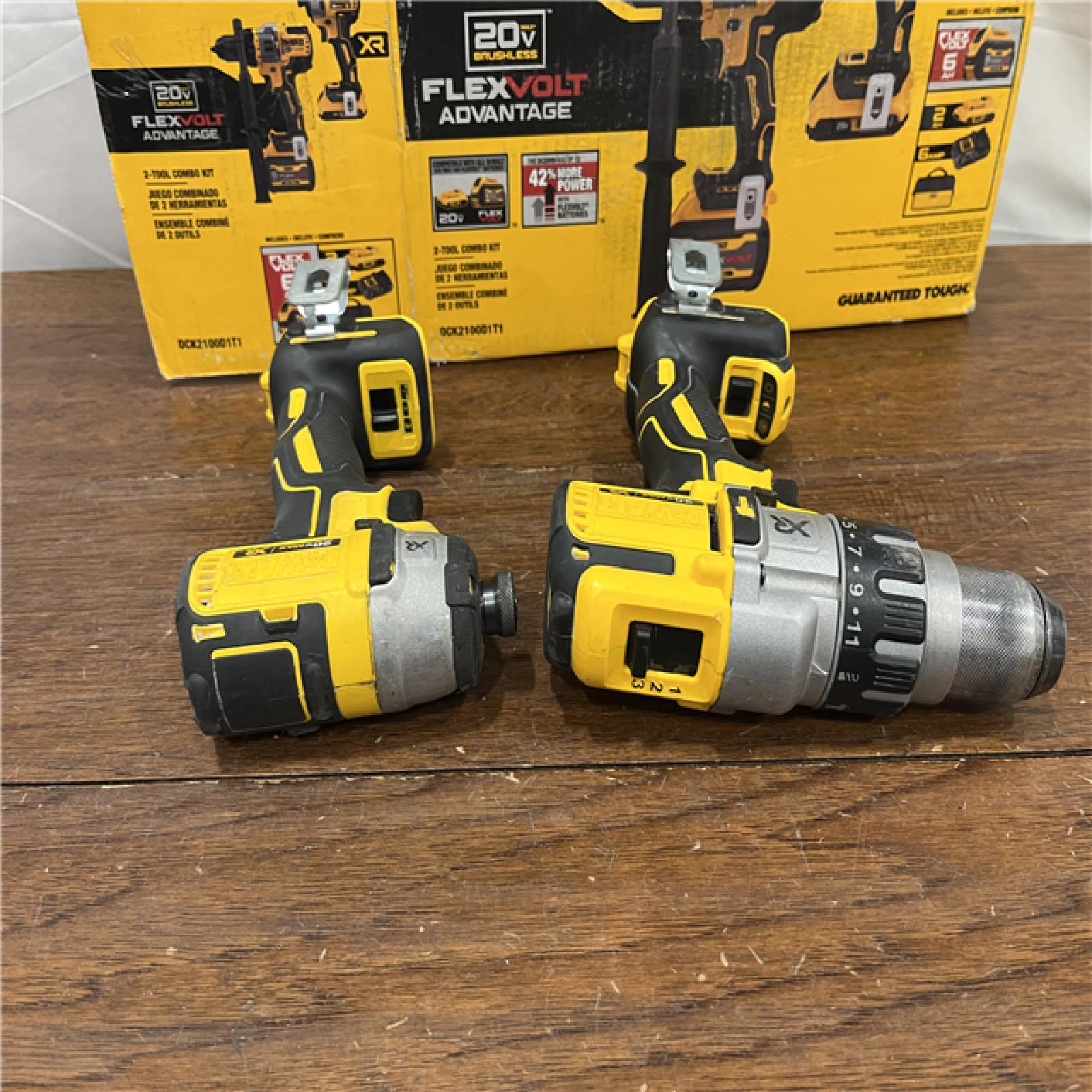 AS-IS20V MAX Cordless Brushless Hammer Drill/Driver 2 Tool Combo Kit with FLEXVOLT ADVANTAGE