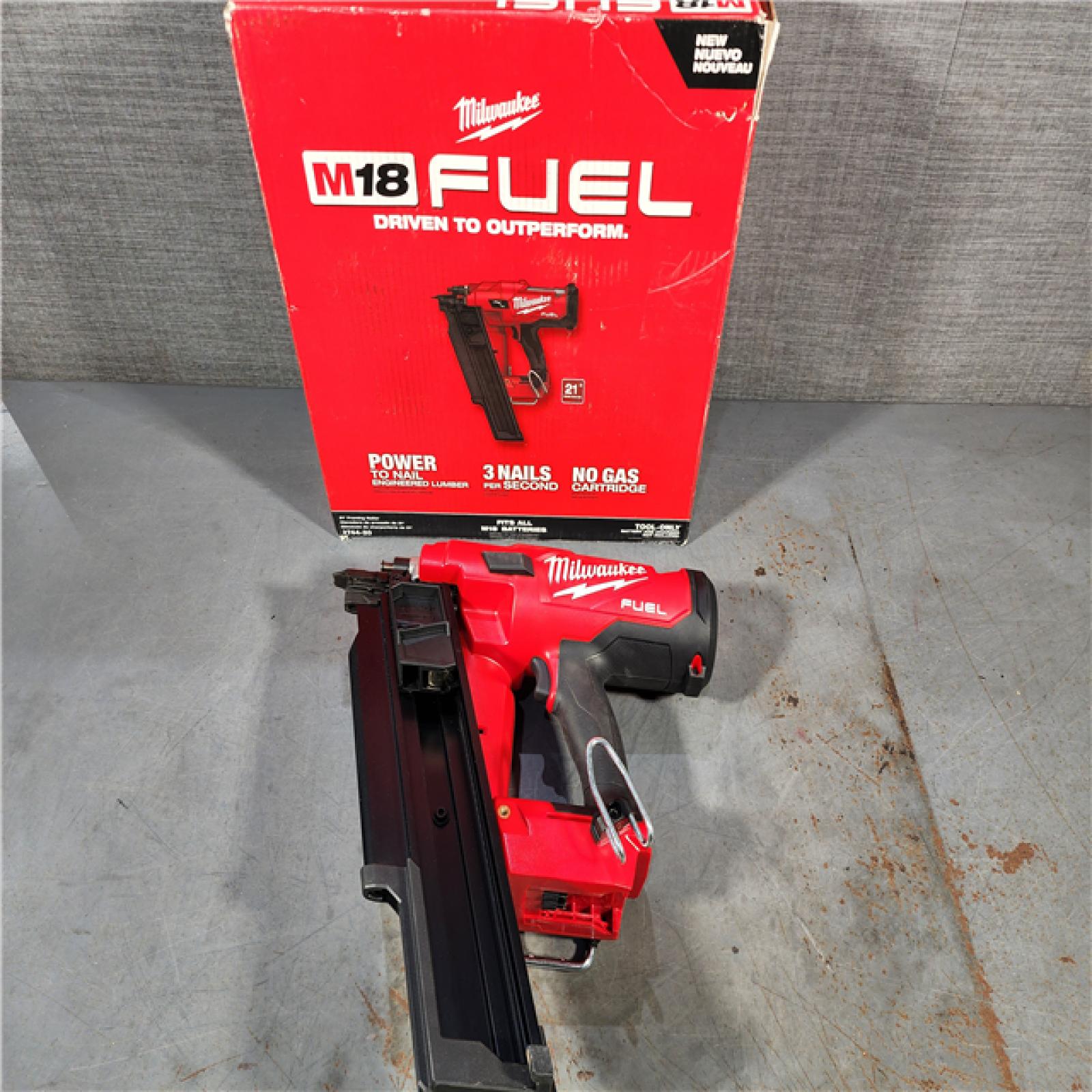 HOUSTON LOCATION - AS-IS (APPEARS LKE NEW) Milwaukee 2744-20 M18 FUEL 21-Degree Cordless Framing Nailer (Tool Only)