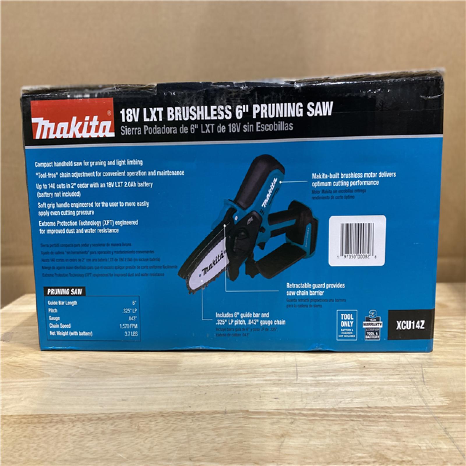 NEW! - Makita 18V LXT Lithium-Ion Brushless Cordless 6 in. Chain Saw (Tool Only)