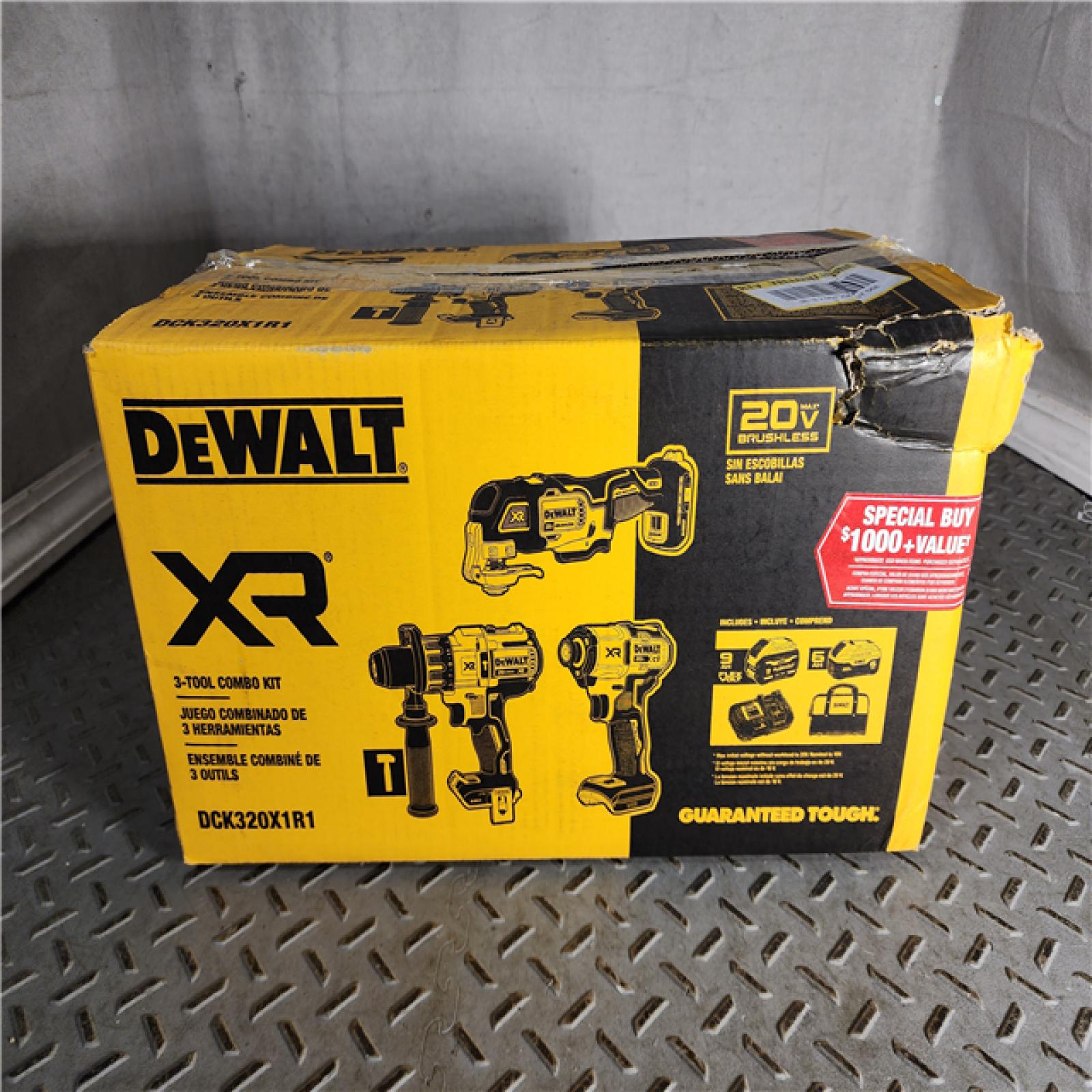 HOUSTON LOCATION - AS-IS DEWALT 20-Volt Lithium-Ion Cordless 3-Tool Combo Kit with FLEXVOLT 9 Ah and 20V 6 Ah Batteries and Charger