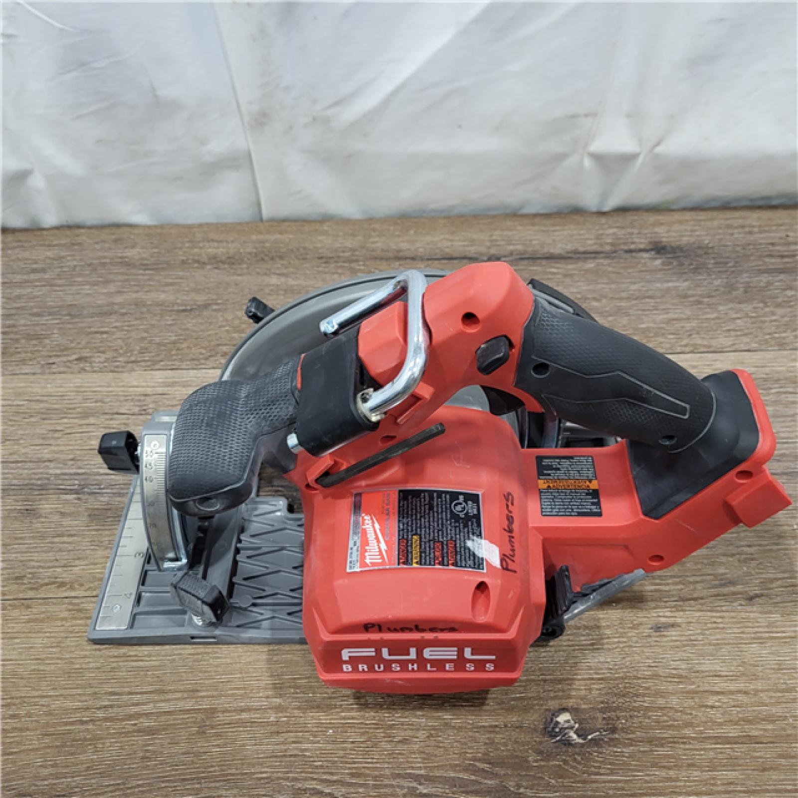 AS-IS Milwaukee M18 FUEL 7-1/4 Circular Saw