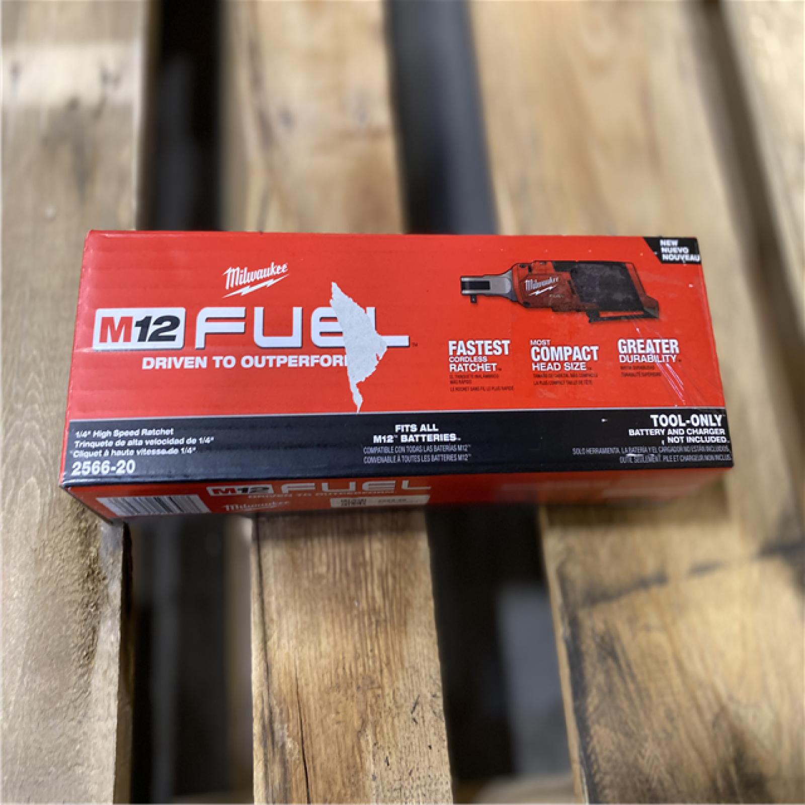 NEW! - Milwaukee M12 FUEL 12V Lithium-Ion Brushless Cordless High Speed 1/4 in. Ratchet (Tool-Only)