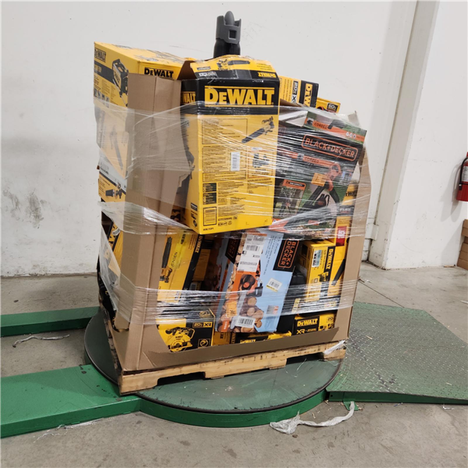 Dallas Location - As-Is DEWALT Tool Pallet