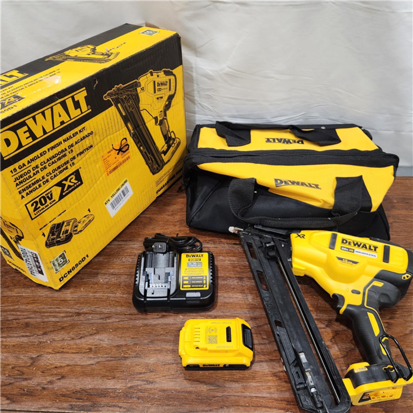 AS-IS DEWALT 20V MAX XR 15 Ga. Cordless 34 Deg Nailer 20 V