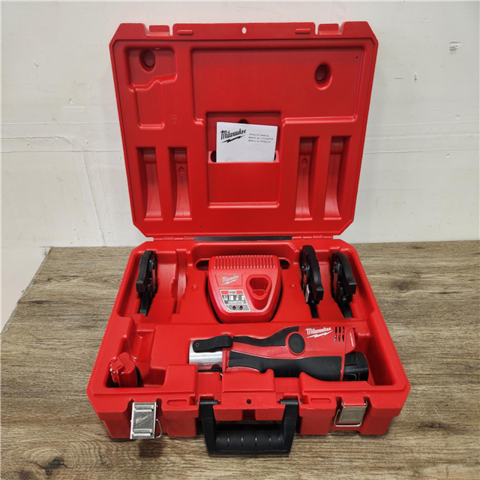 Phoenix Location Good Condition Milwaukee M12 12-Volt Lithium-Ion Force ...