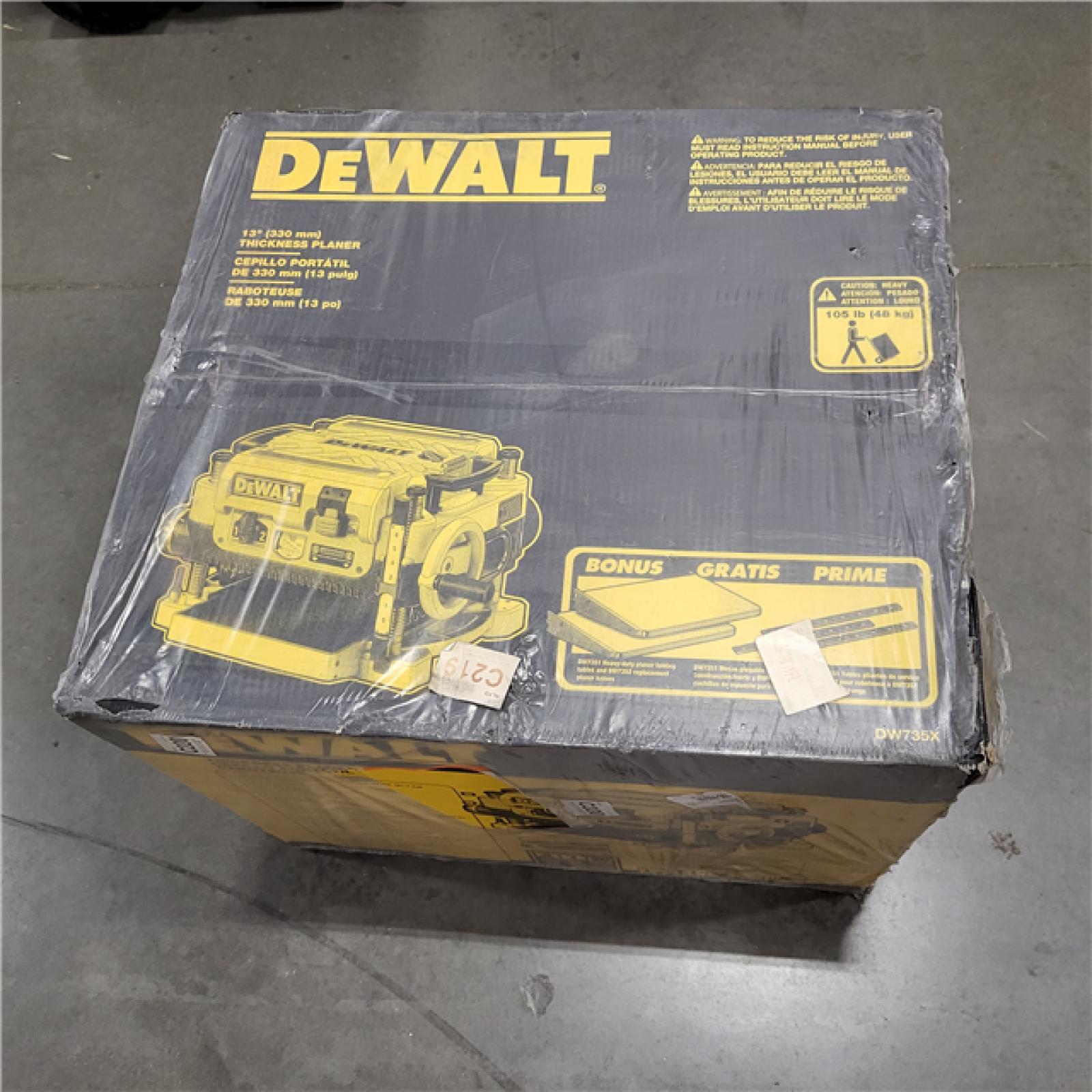 NEW! DEWALT 13 2 Speed 3-Knife Thickness Planer