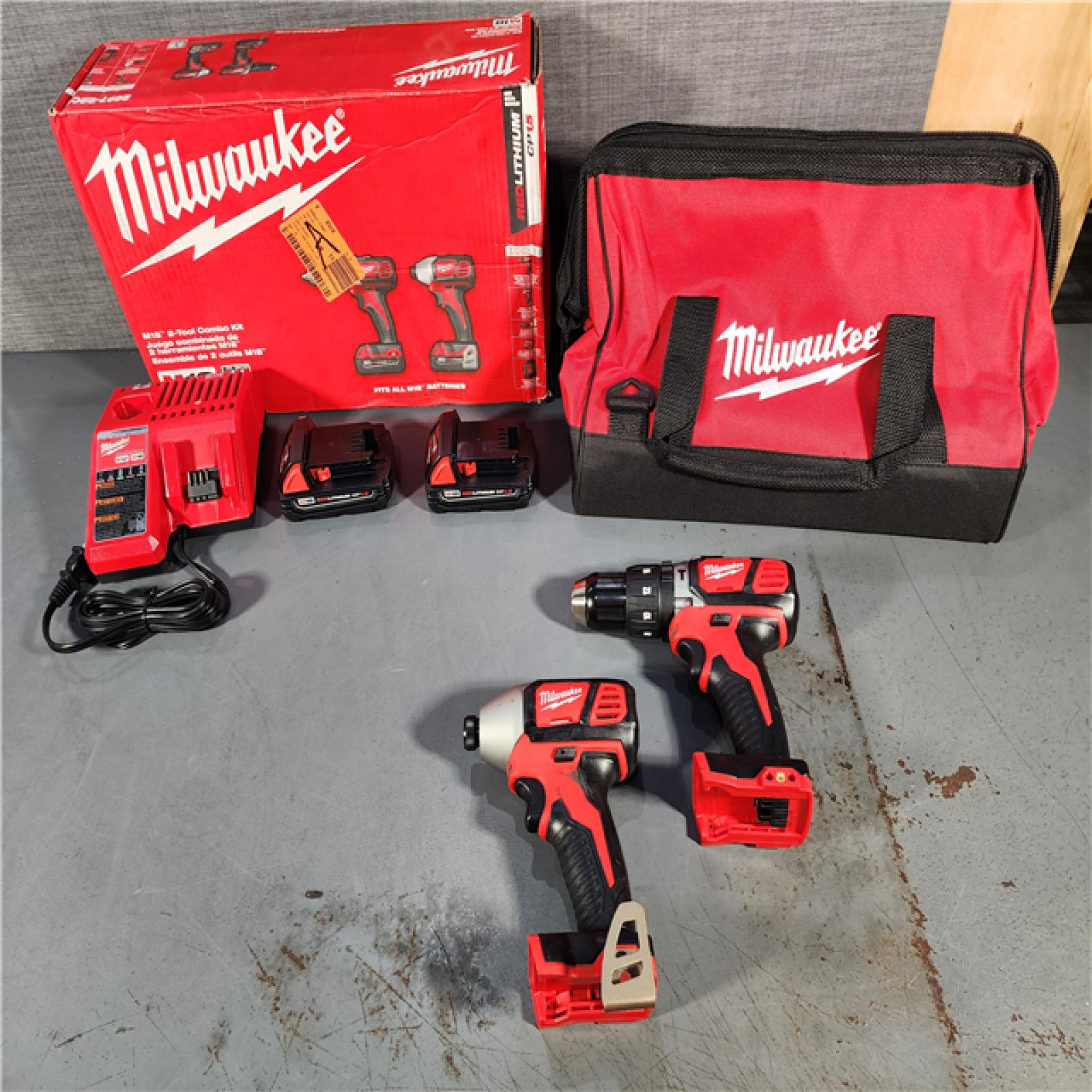 HOUSTON LOCATION - AS-IS Milwaukee 2697-22CTM18 18V Lithium-Ion Cordless Hammer Drill/Impact Driver Combo Kit (2-Tool) w/(2) 1.5Ah Batteries, Charger (NO Tool Bag)