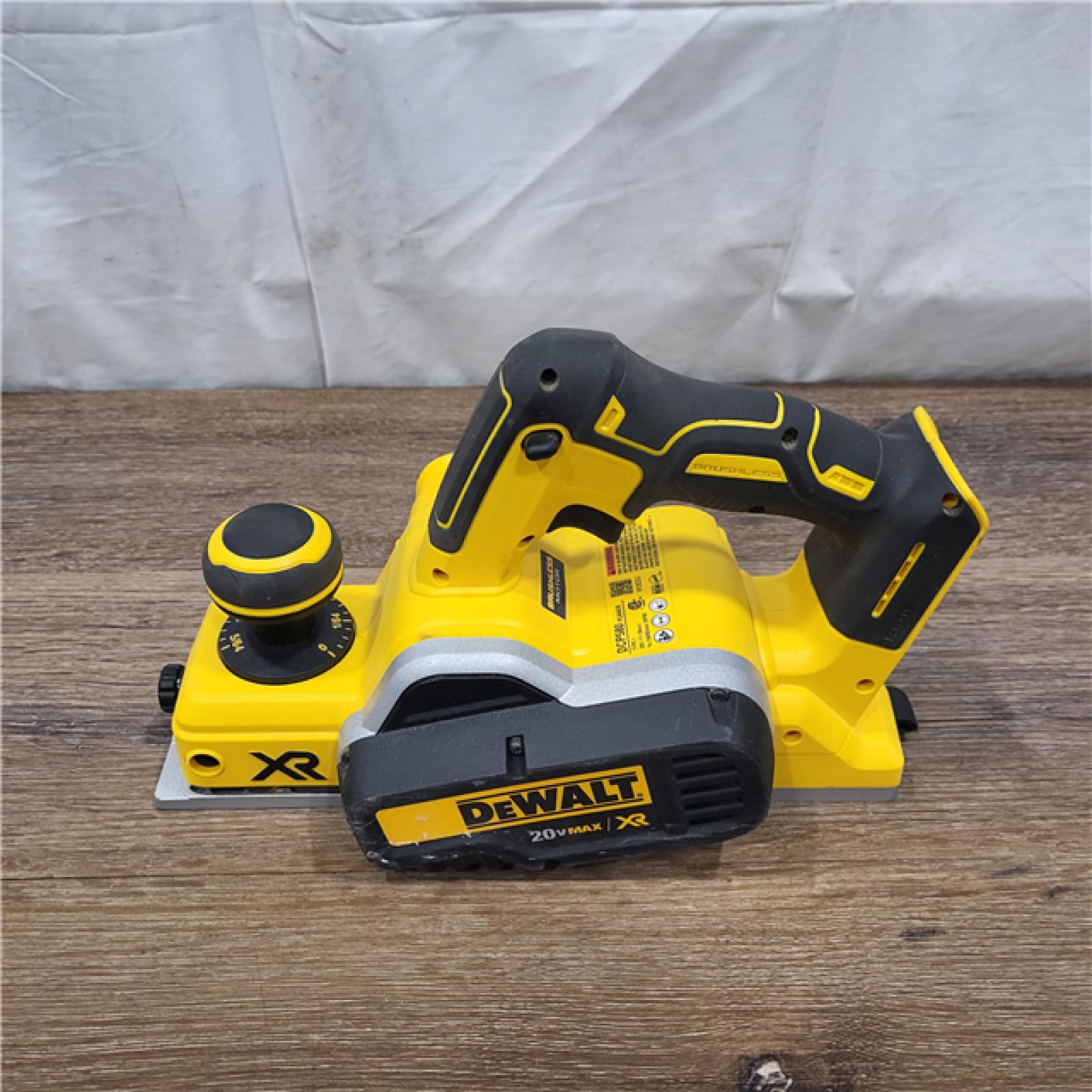 AS-IS DEWALT DCP580B 20V MAX Lithium Ion Brushless Planer