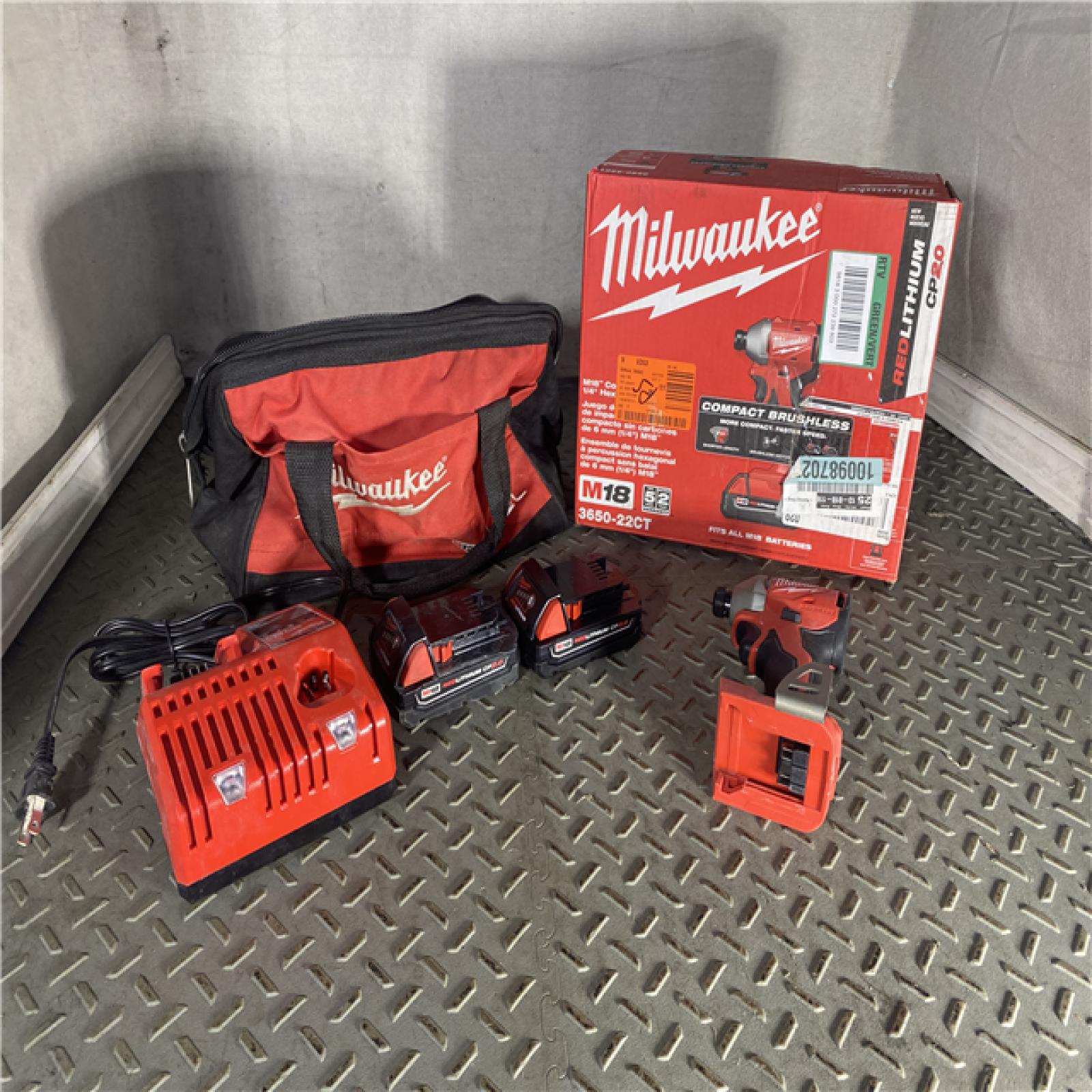 HOUSTON LOCATION - AS-ISMilwaukee M18 Compact Brushless 1/4  Hex Impact Driver Kit