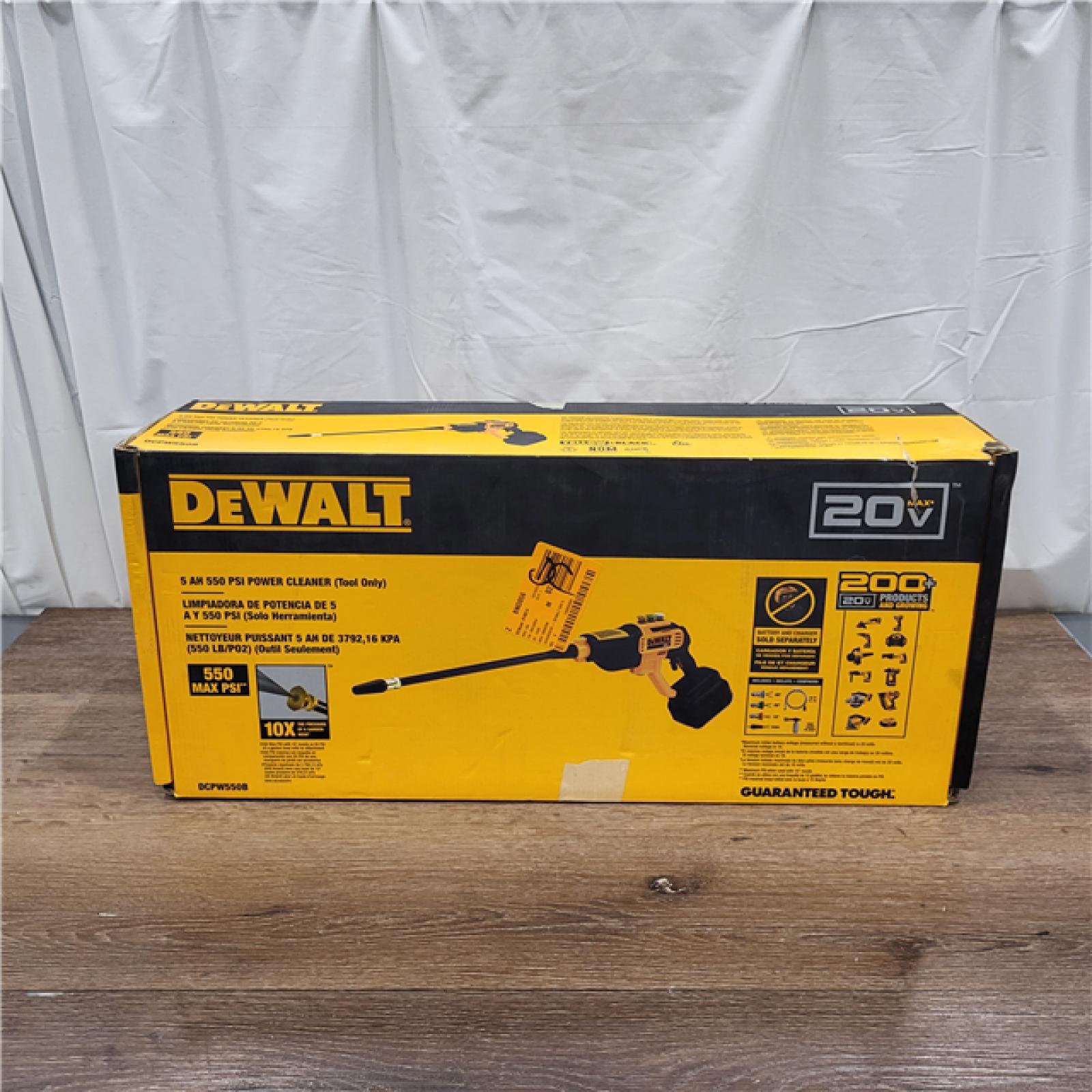 AS-IS Dewalt 20V 550 PSI  1 GPM Cordless Power Cleaner W/ 4 Nozzles Tool-Only DCPW550B