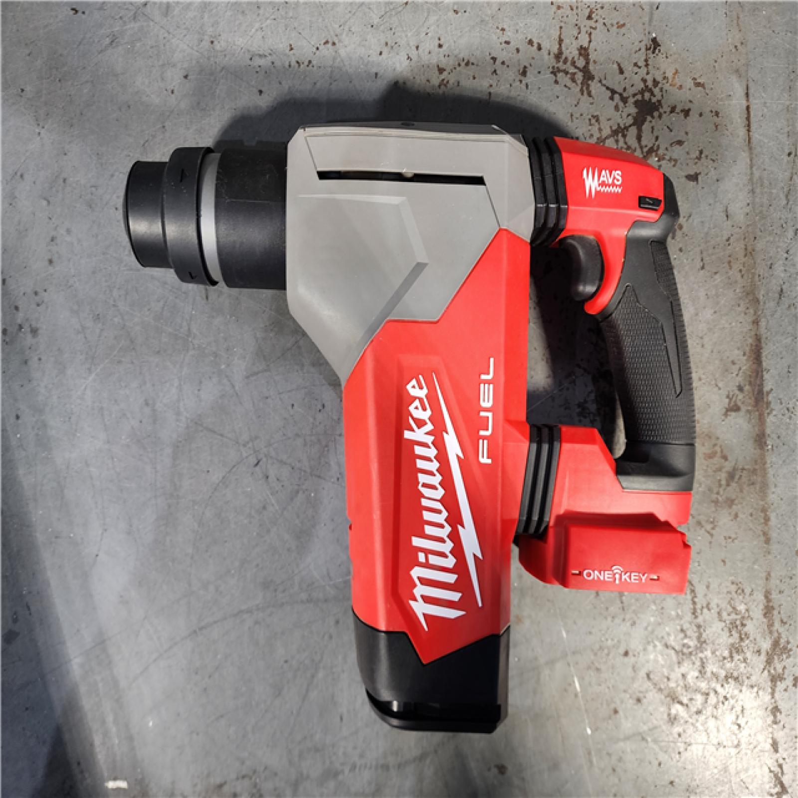 HOUSTON LOCATION - AS-IS (APPEARS LIKE NEW) Milwaukee 2915-20 M18 FUEL 18-Volt Lithium-Ion Brushless Cordless SDS-Plus 1-1/8 in. Rotary Hammer Drill (Tool-Only)