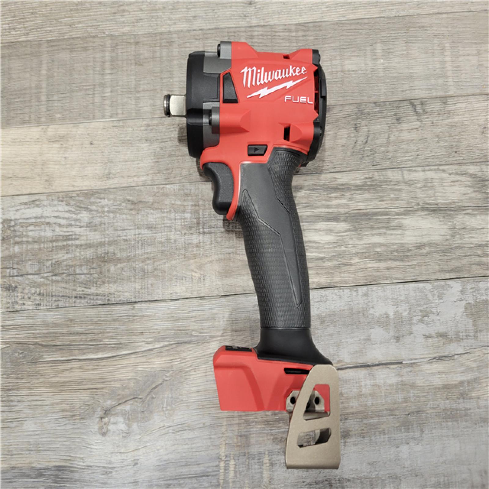 AS-IS Milwaukee M18 FUEL Brushless Cordless 1/2 Compact Impact Wrench W/Friction Ring Kit