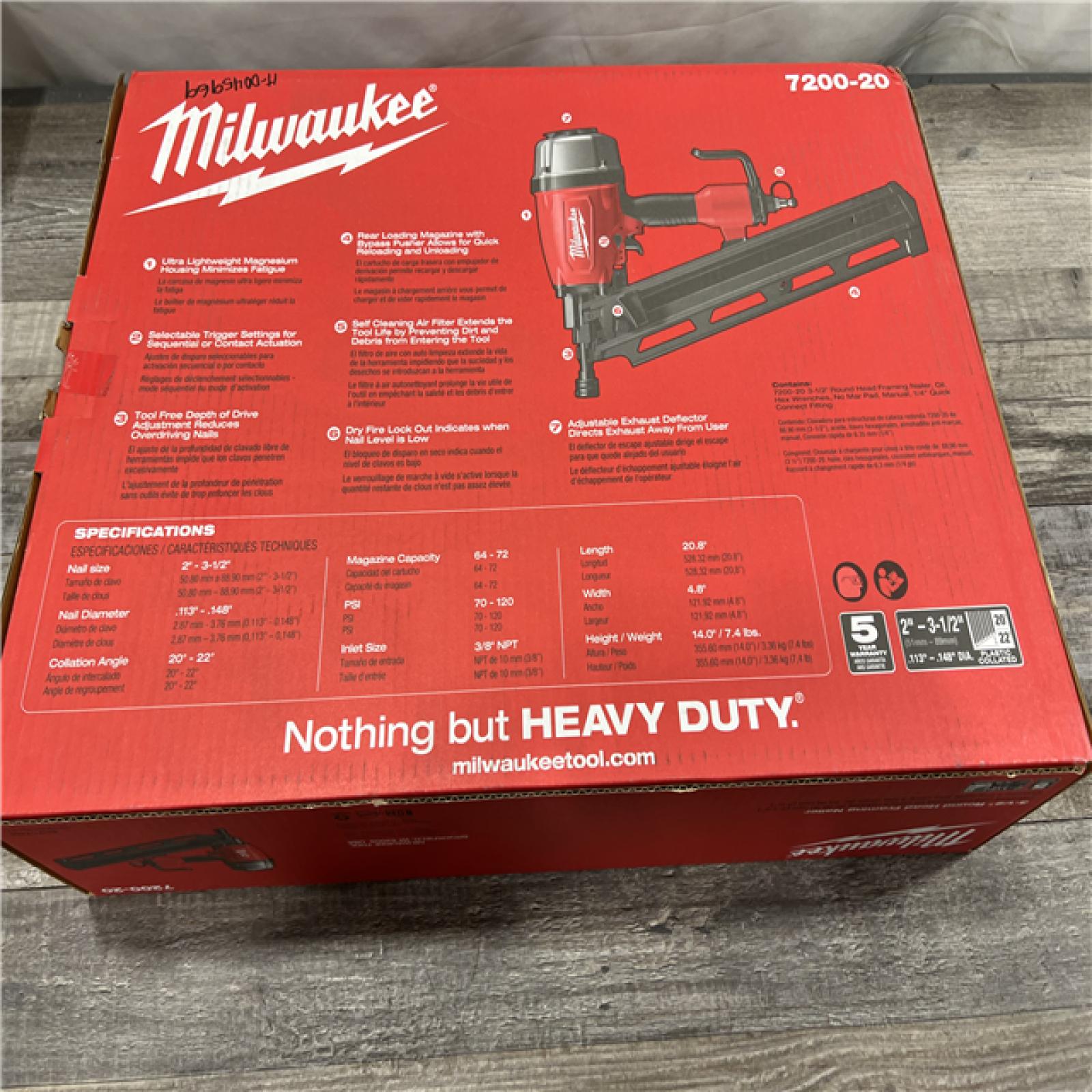 NEW! Milwaukee Pneumatic 3-1/2 in. 21 Degree Full Round Head Framing Nailer