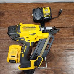 AS-IS DeWalt 20V MAX Brushless Cordless 2-Speed 30° Paper Collated Framing Nailer Kit