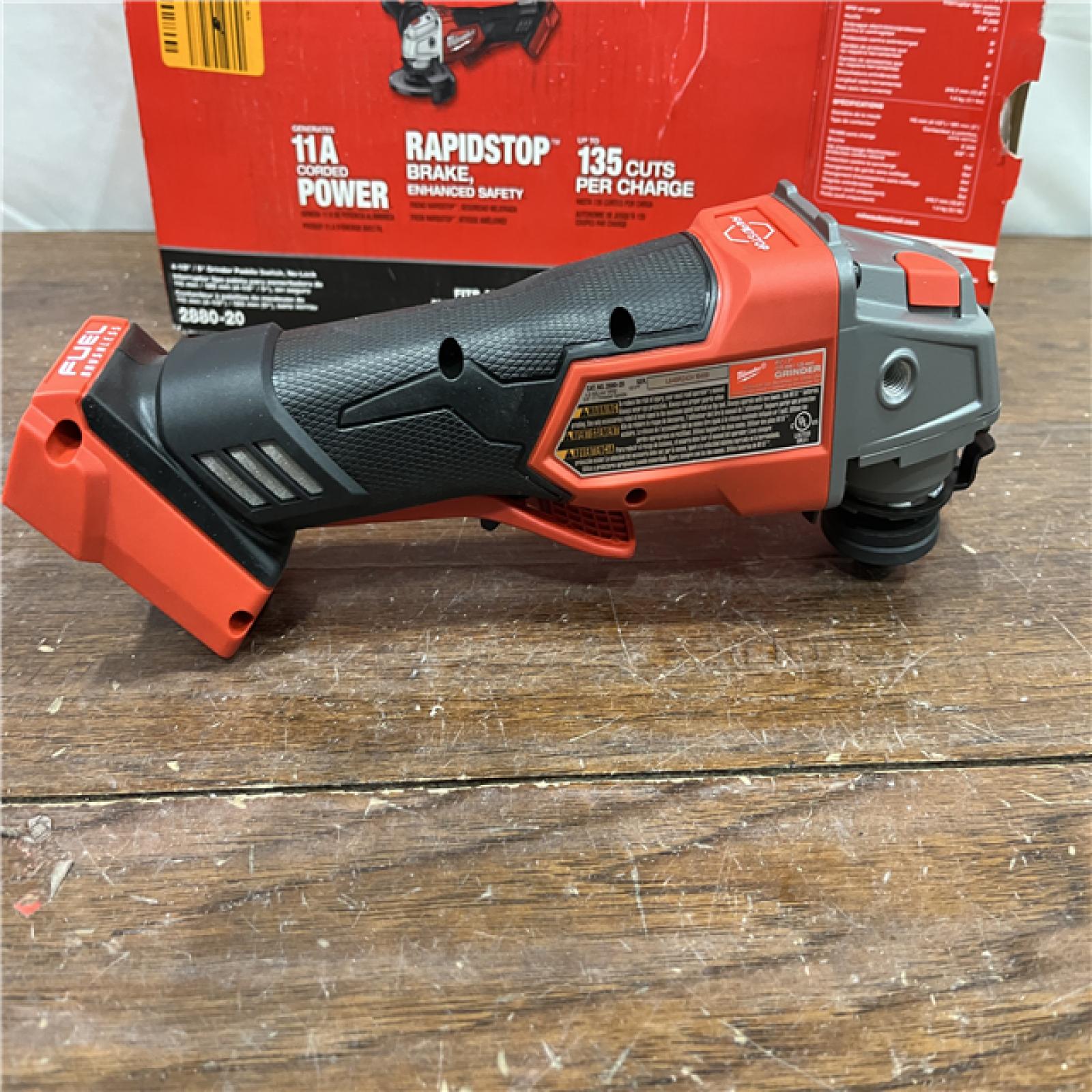 AS-ISMilwaukee 2880-20 M18 FUEL 18-Volt Lithium-Ion Brushless Cordless 4-1/2 in./5 in. Grinder W/Paddle Switch (Tool-Only)