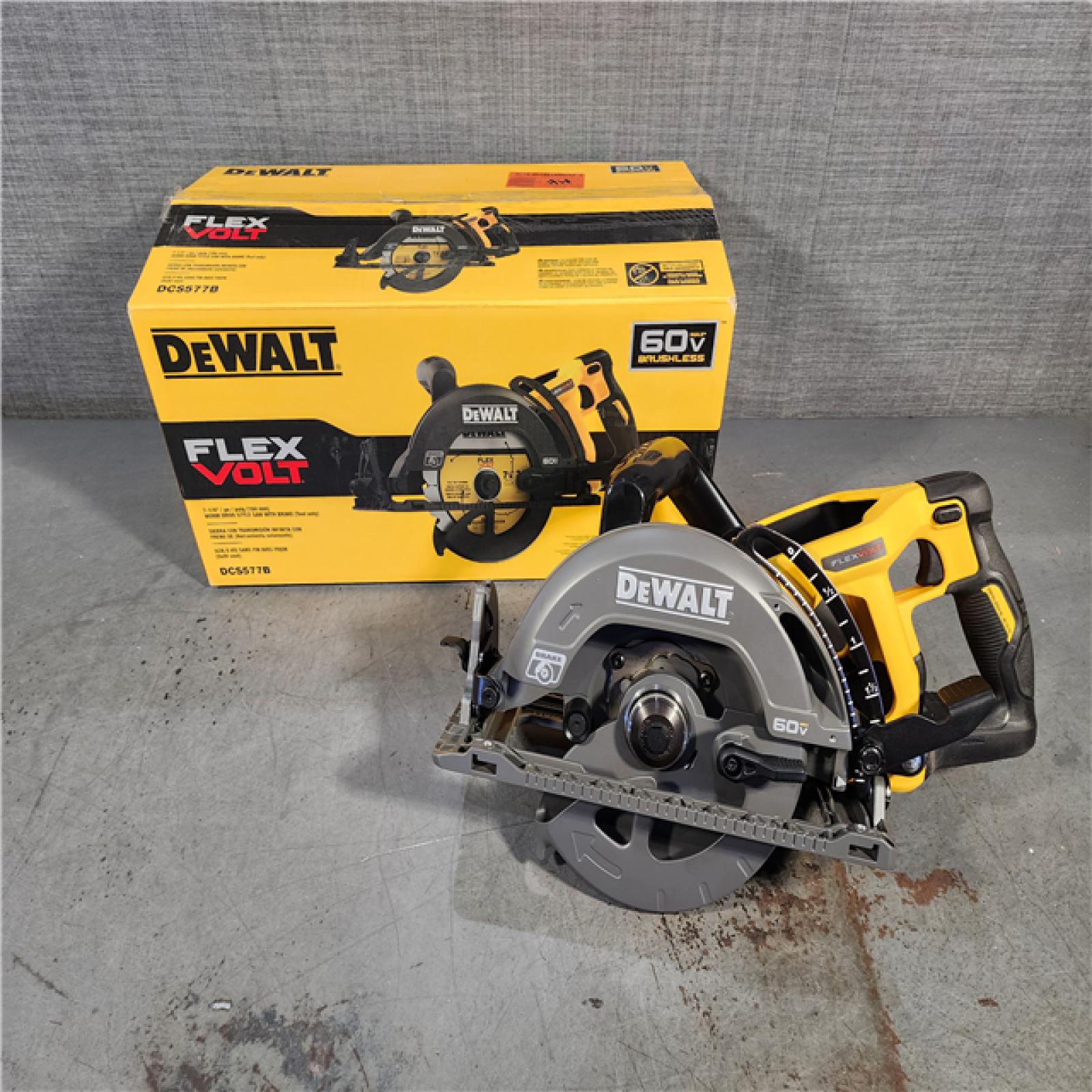 HOUSTON LOCATION - AS-IS (APPEARS LIKE NEW) DEWALT FLEXVOLT 60V MAX Cordless Brushless 7-1/4 in. Wormdrive Style Circular Saw (Tool Only)