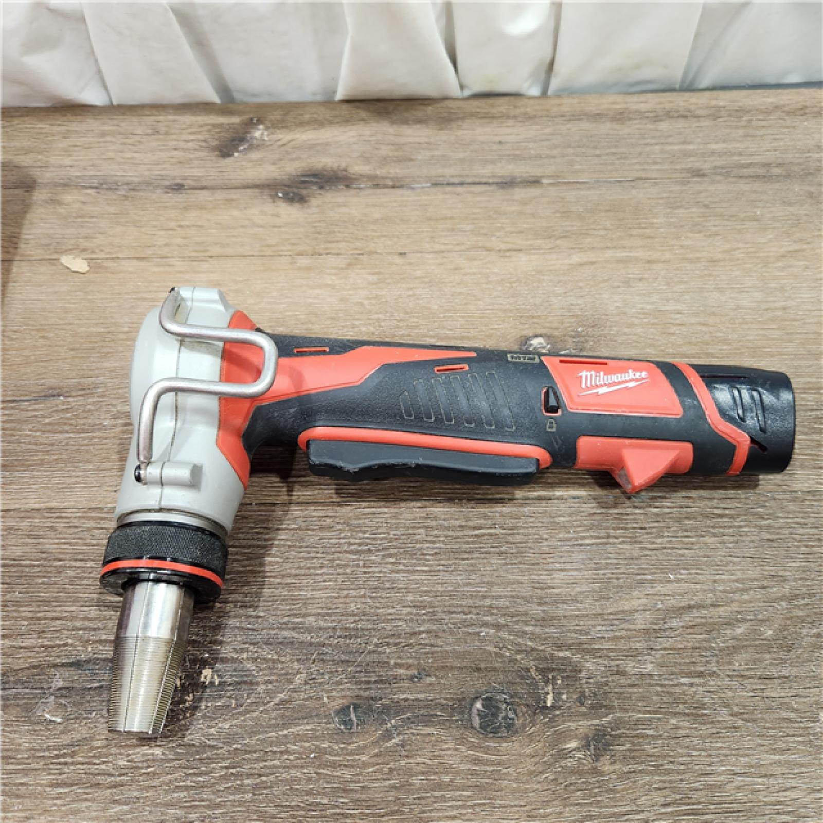 AS-IS M12 12-Volt Lithium-Ion Cordless PEX Expansion Tool Kit with (2) 1.5 Ah Batteries, (3) Expansion Heads and Hard Case