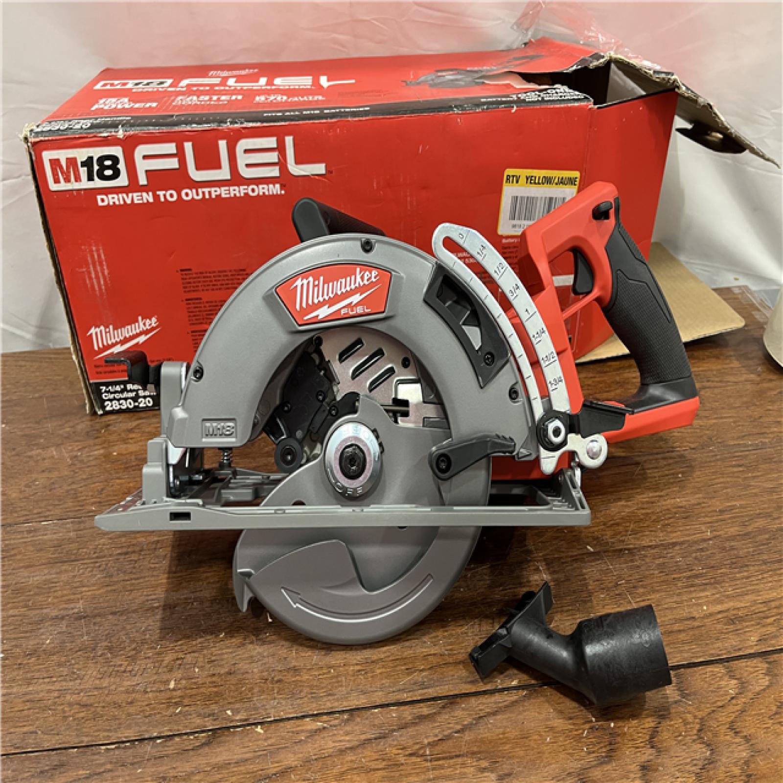 AS-ISMilwaukee 2830-20 Rear Handle Circular Saw M18 FUEL 7-1/4  Cordless Brushless Tool Only