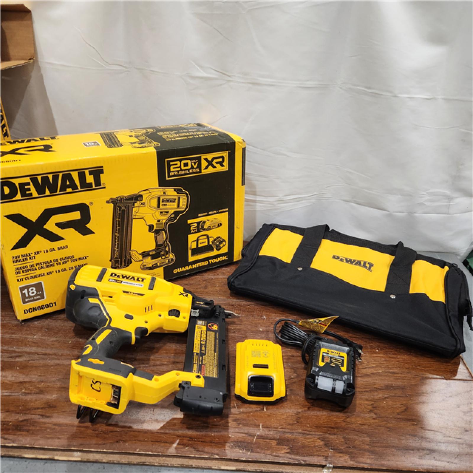 AS-IS DEWALT 20V MAX XR 18 Gauge Brad Nailer Kit