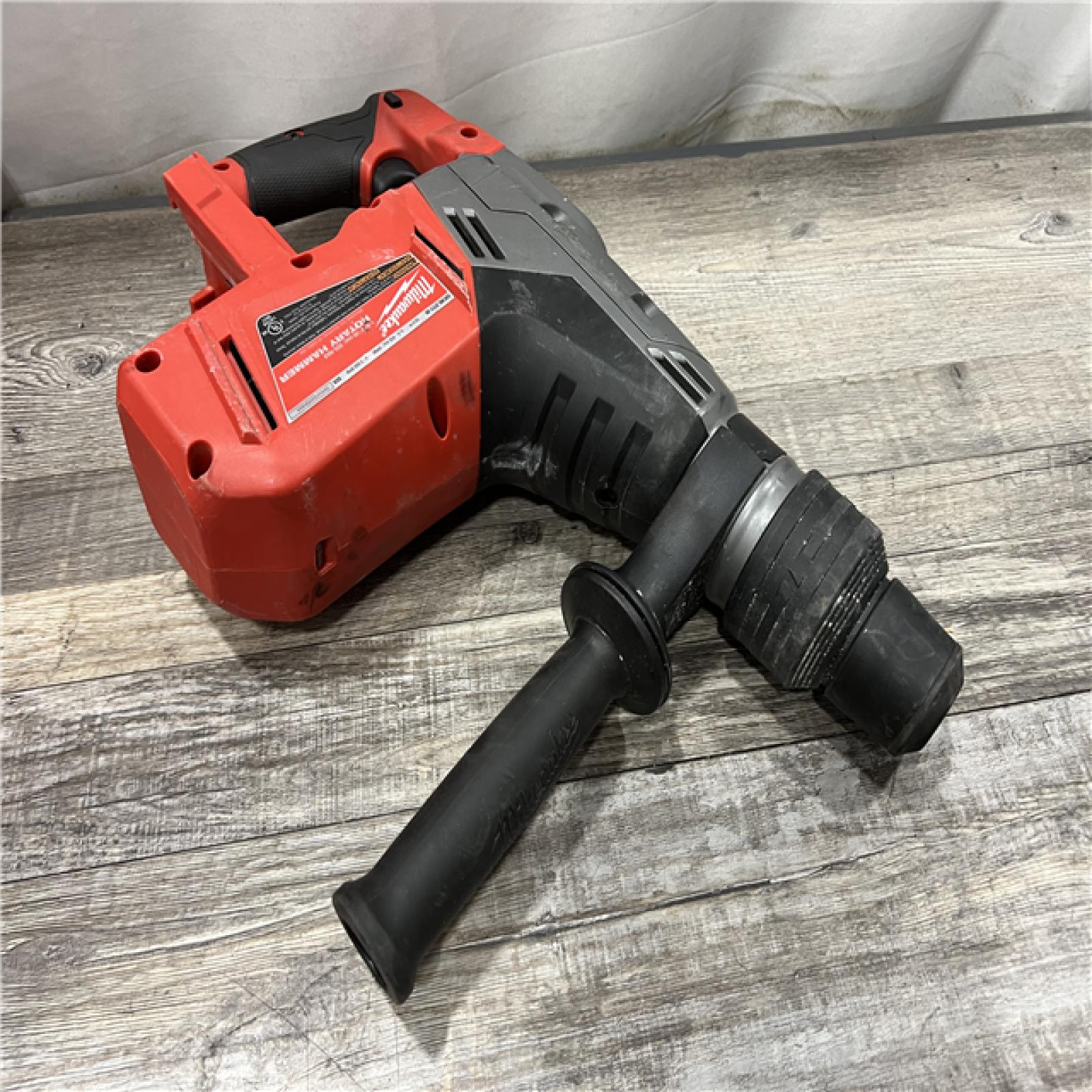 AS-IS MILWAUKEE M18 FUEL 18V Lithium-Ion Brushless Cordless 1-9/16 in. SDS-Max Rotary Hammer (Tool-Only)