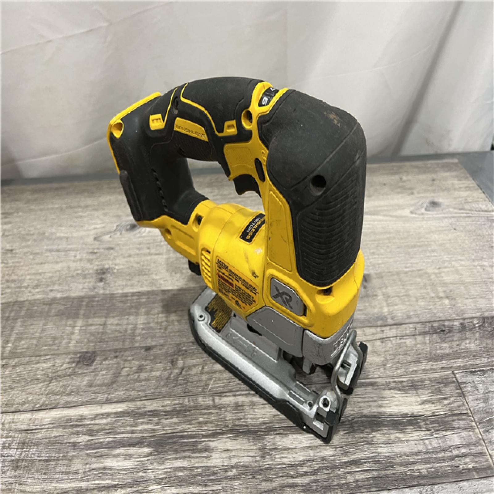 AS-IS DEWALT 20V MAX XR Cordless Brushless Jigsaw (Tool Only)