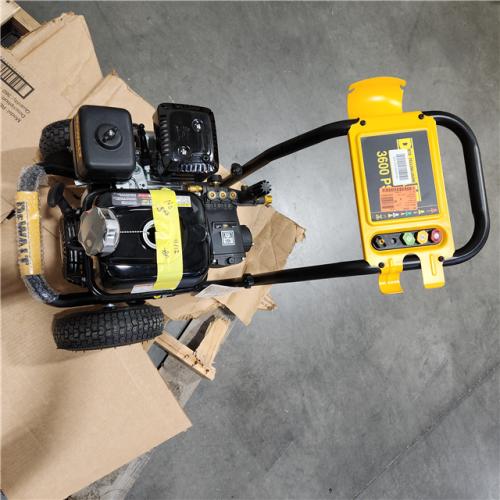 DALLAS LOCATION - AS-IS DEWALT 3600 PSI 2.5 GPM Gas Cold Water Professional Pressure Washer with HONDA GX200 Engine