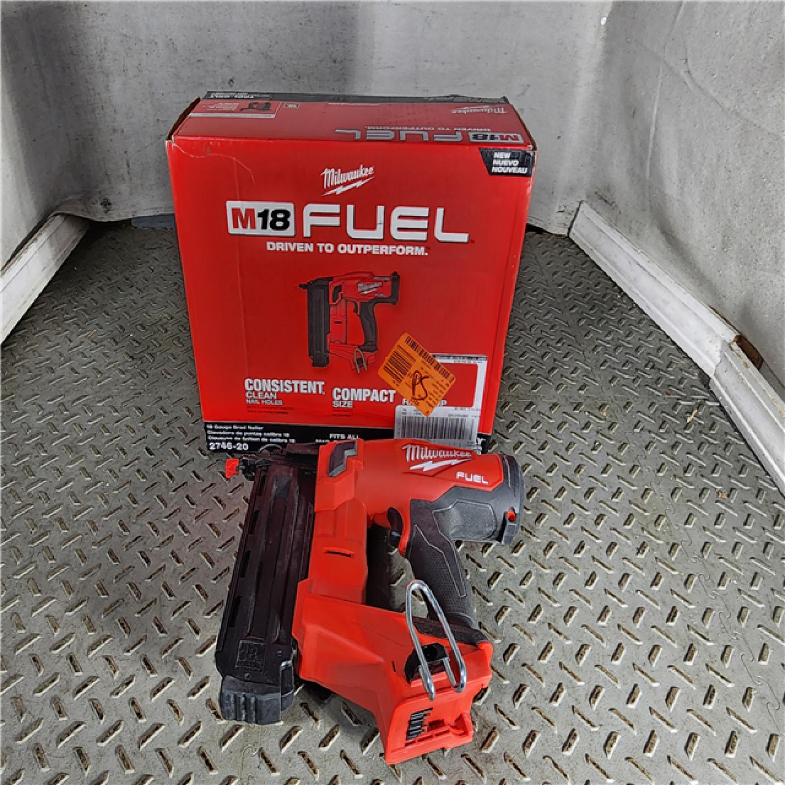 HOUSTON LOCATION - AS-IS Milwaukee M18 Fuel 18V Brushless 18-Gauge Brad Nailer 2746-20 (Bare Tool)