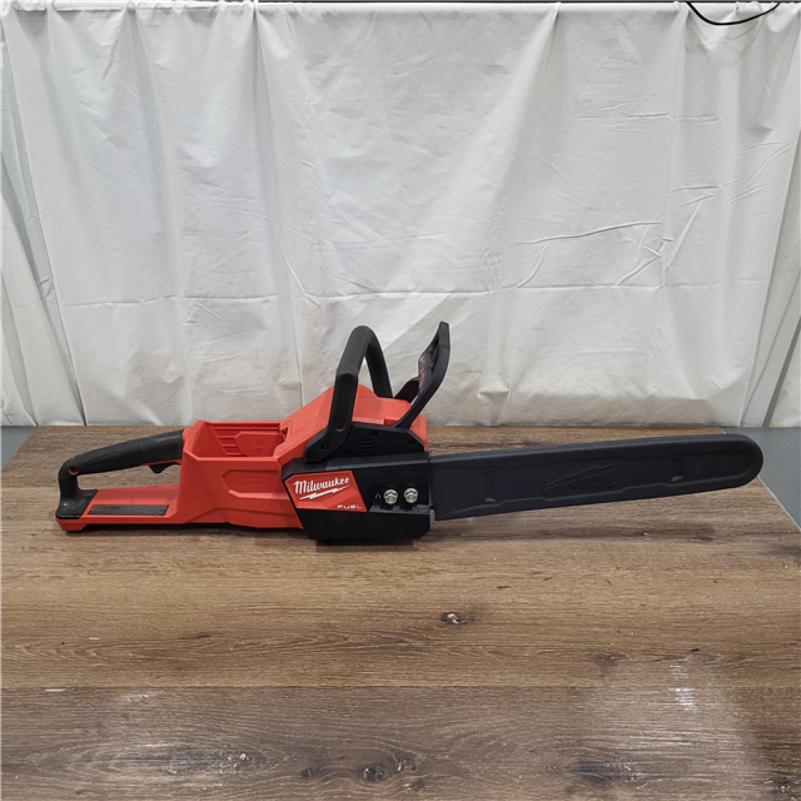 AS-IS Milwaukee M18 FUEL 16  18V Li-Ion Brushless Cordless Chainsaw Tool-Only 2727-20