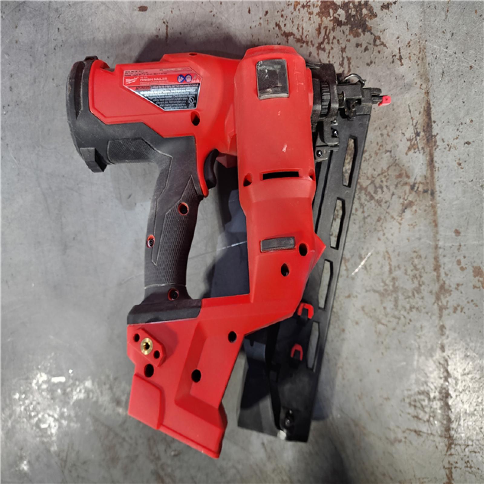 HOUSTON LOCATION - AS-IS Milwaukee 2841-20 18V Cordless Gen II 16 Gauge Angled Finish Nailer (Tool Only)